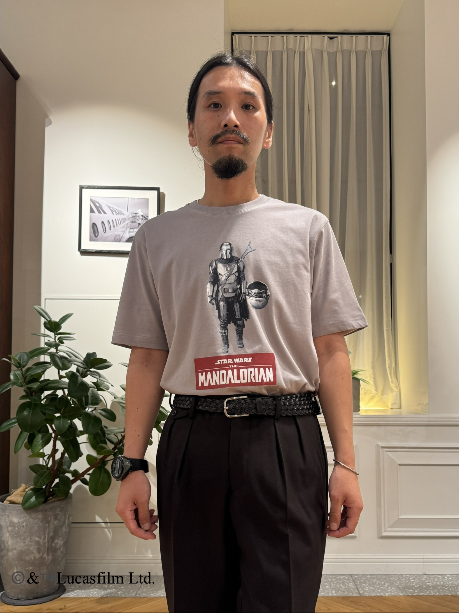 kawarataniさんの「DRESSTERIOR｜【接触冷感】STAR WARS マンダロリアン Tシャツ」を使ったコーディネート