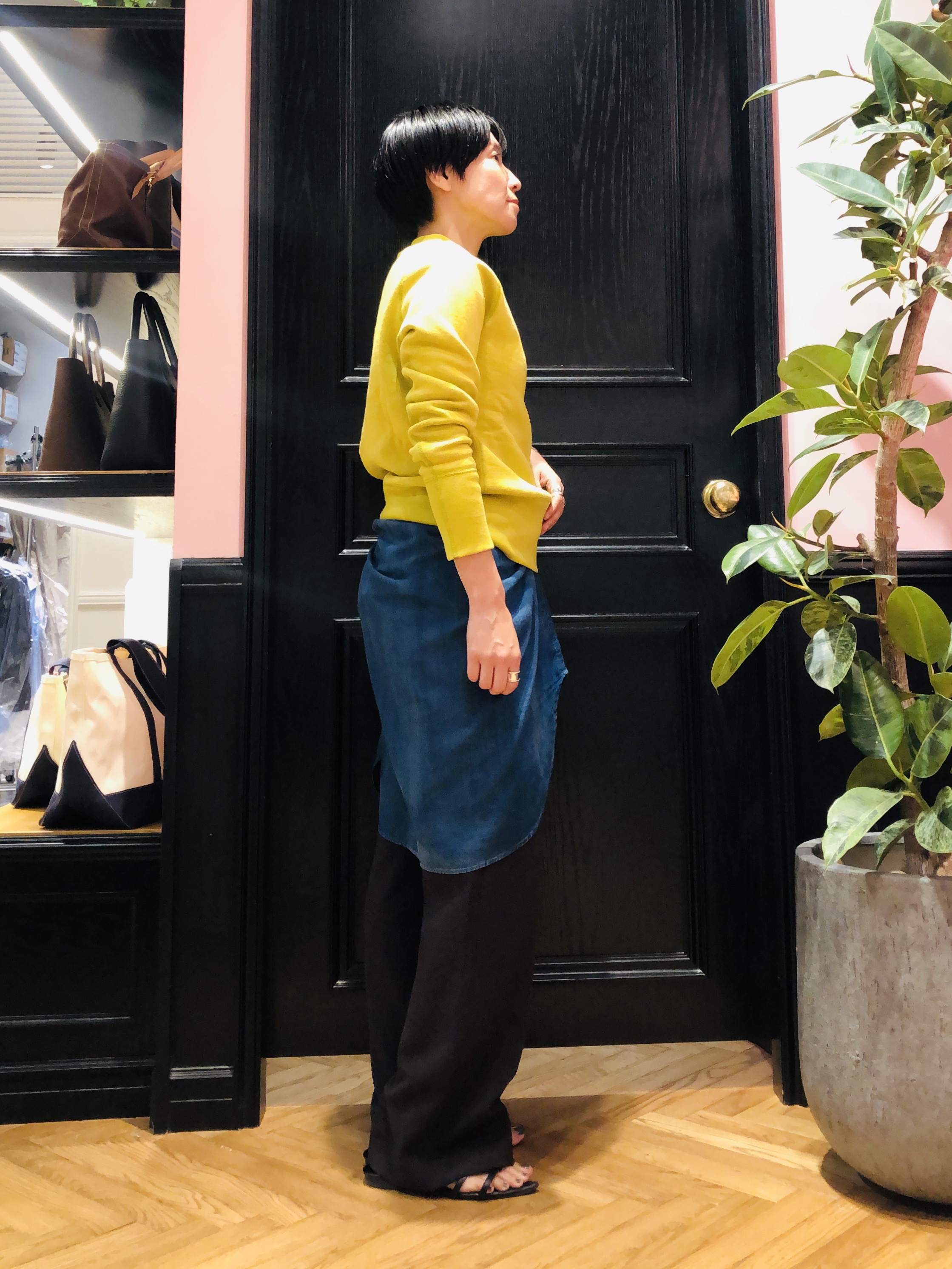 OGATAさんの「DRESSTERIOR｜ダブルクロスストレッチフレアパンツ」を使ったコーディネート