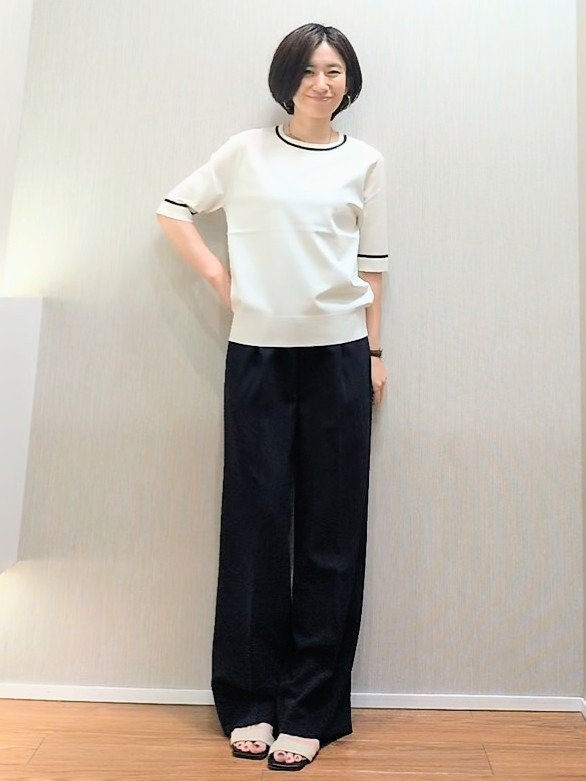 ミズタさんの「UNTITLED｜【アンサンブル可/きれいめ/通勤】コンパクト5分袖ニット」を使ったコーディネート