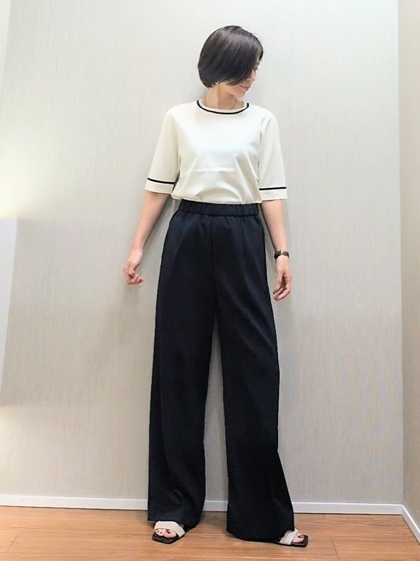 ミズタさんの「UNTITLED｜【アンサンブル可/きれいめ/通勤】コンパクト5分袖ニット」を使ったコーディネート