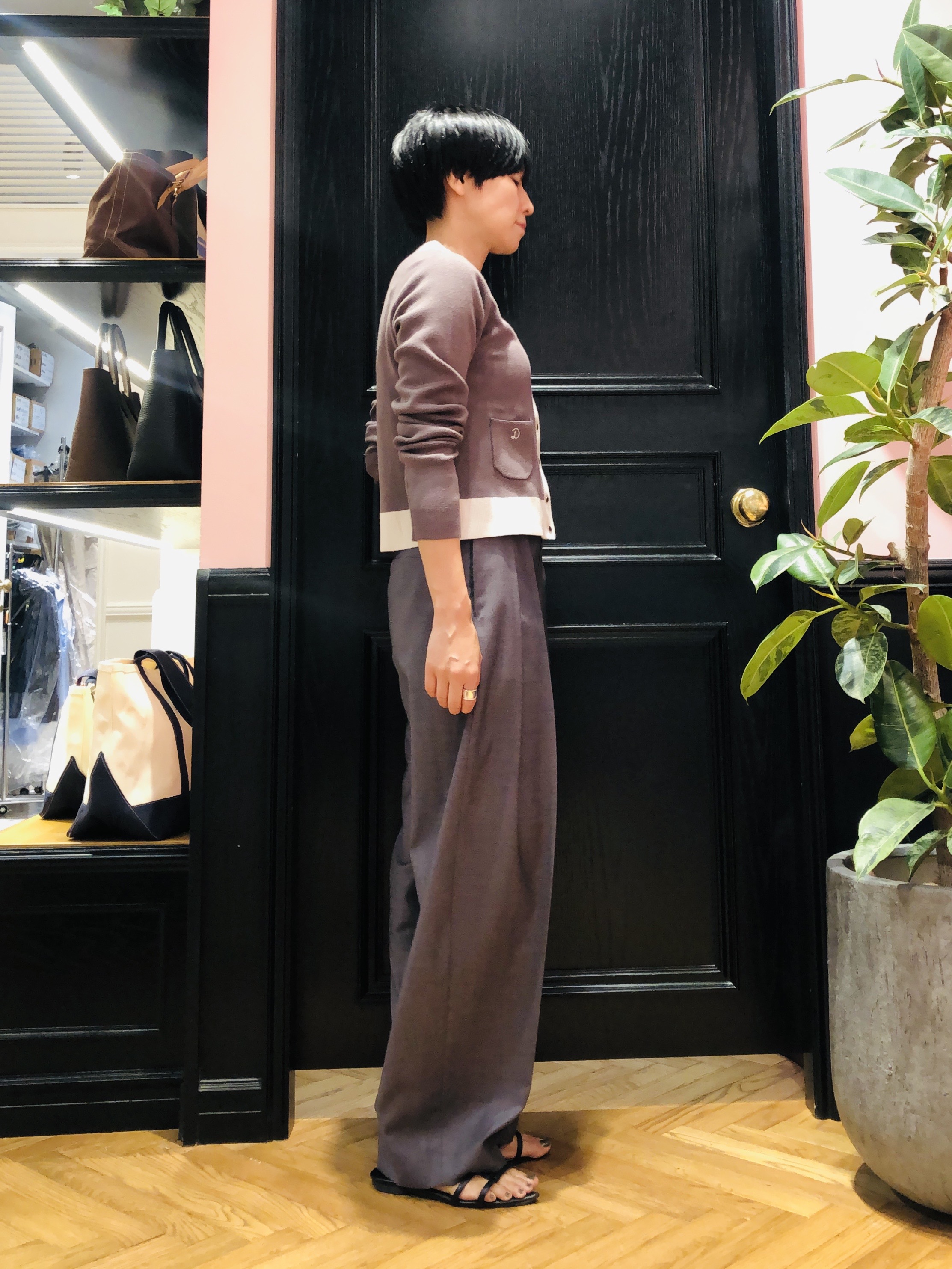 OGATAさんの「DRESSTERIOR｜ソフトカーブ2タックパンツ」を使ったコーディネート