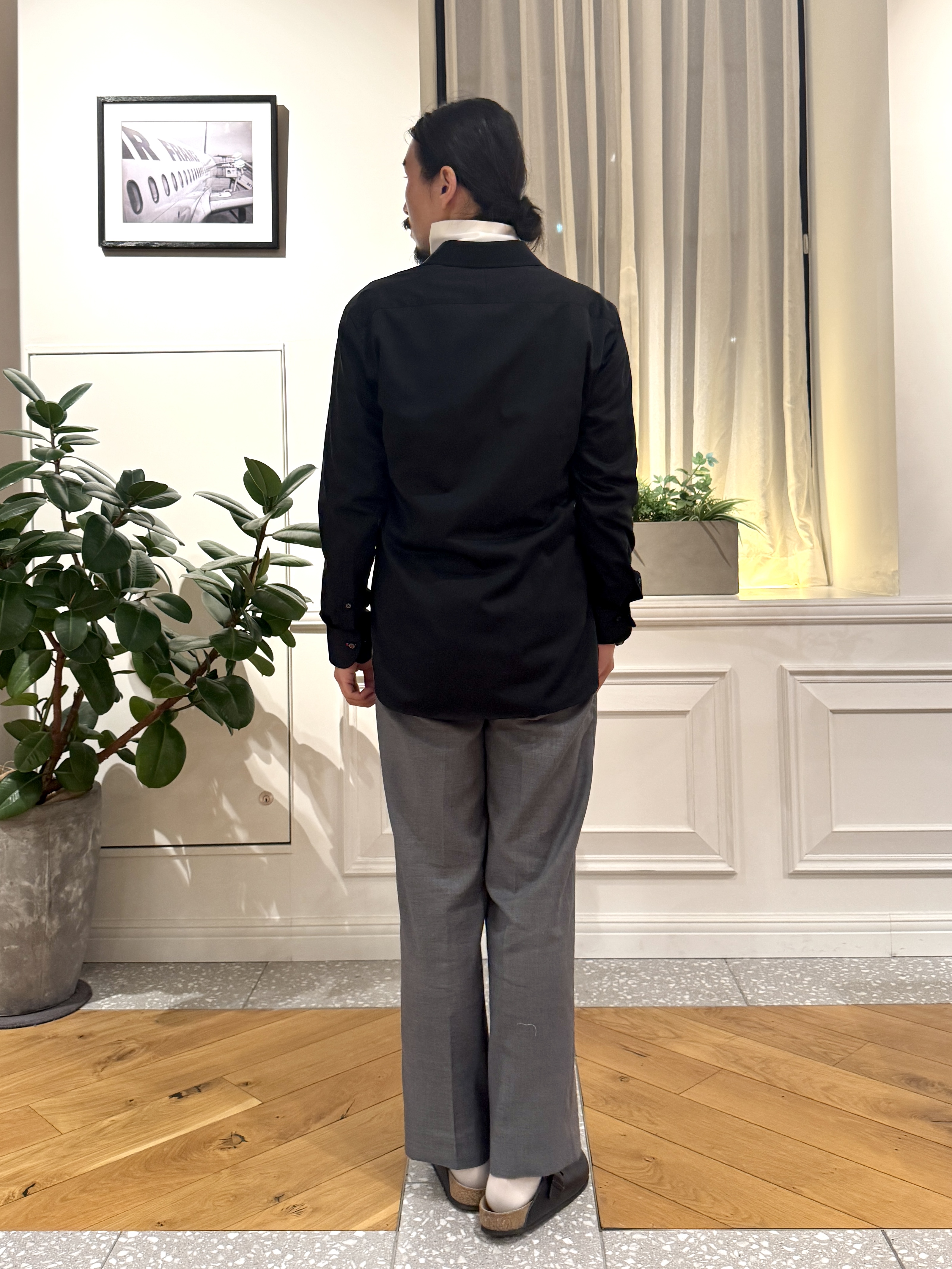 kawarataniさんの「DRESSTERIOR｜【日本製】マイクロヤーン ブラック ドレスシャツ」を使ったコーディネート