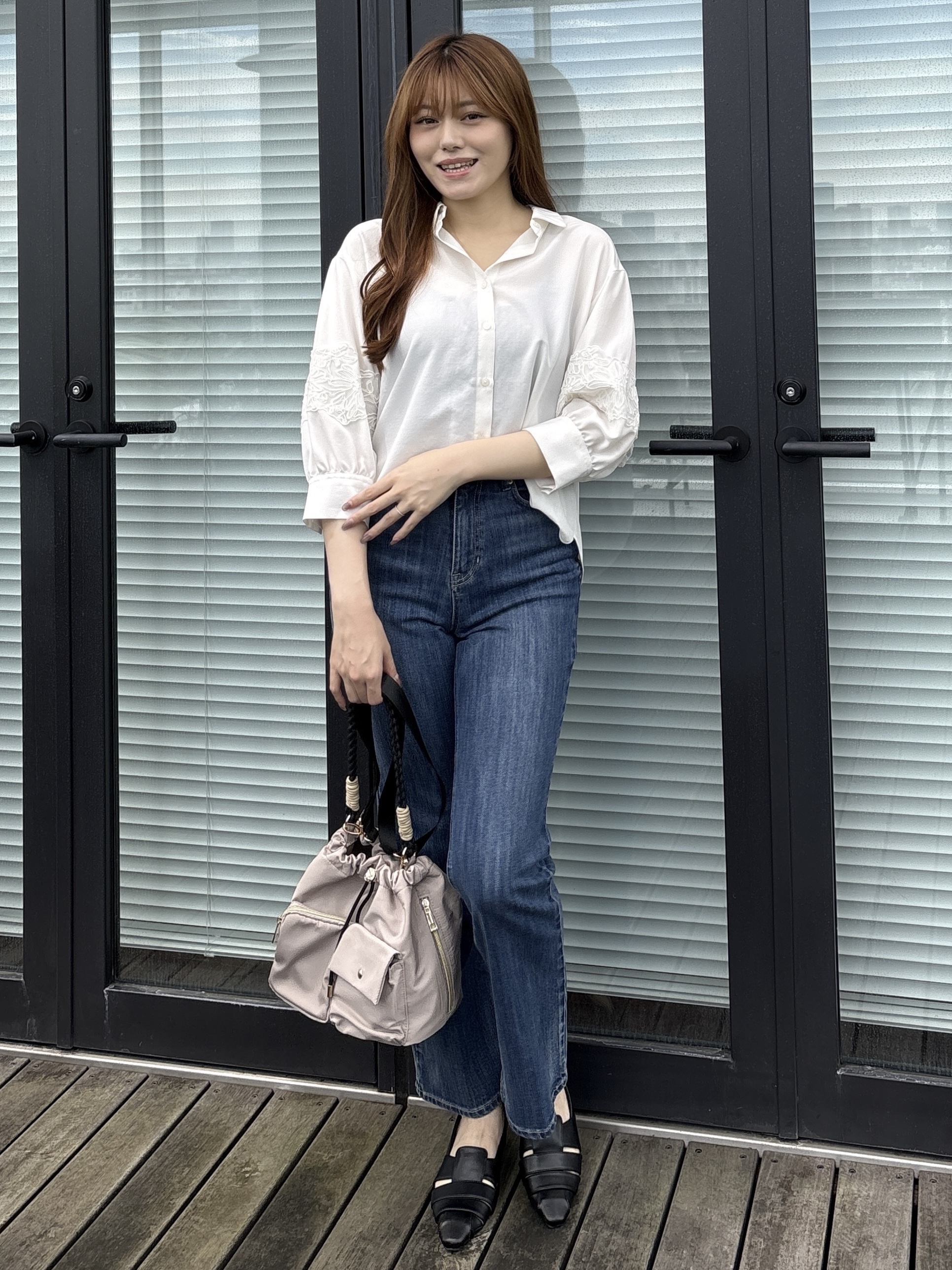 sayaさんの「grove｜レースボリュームスリーブシャツ」を使ったコーディネート