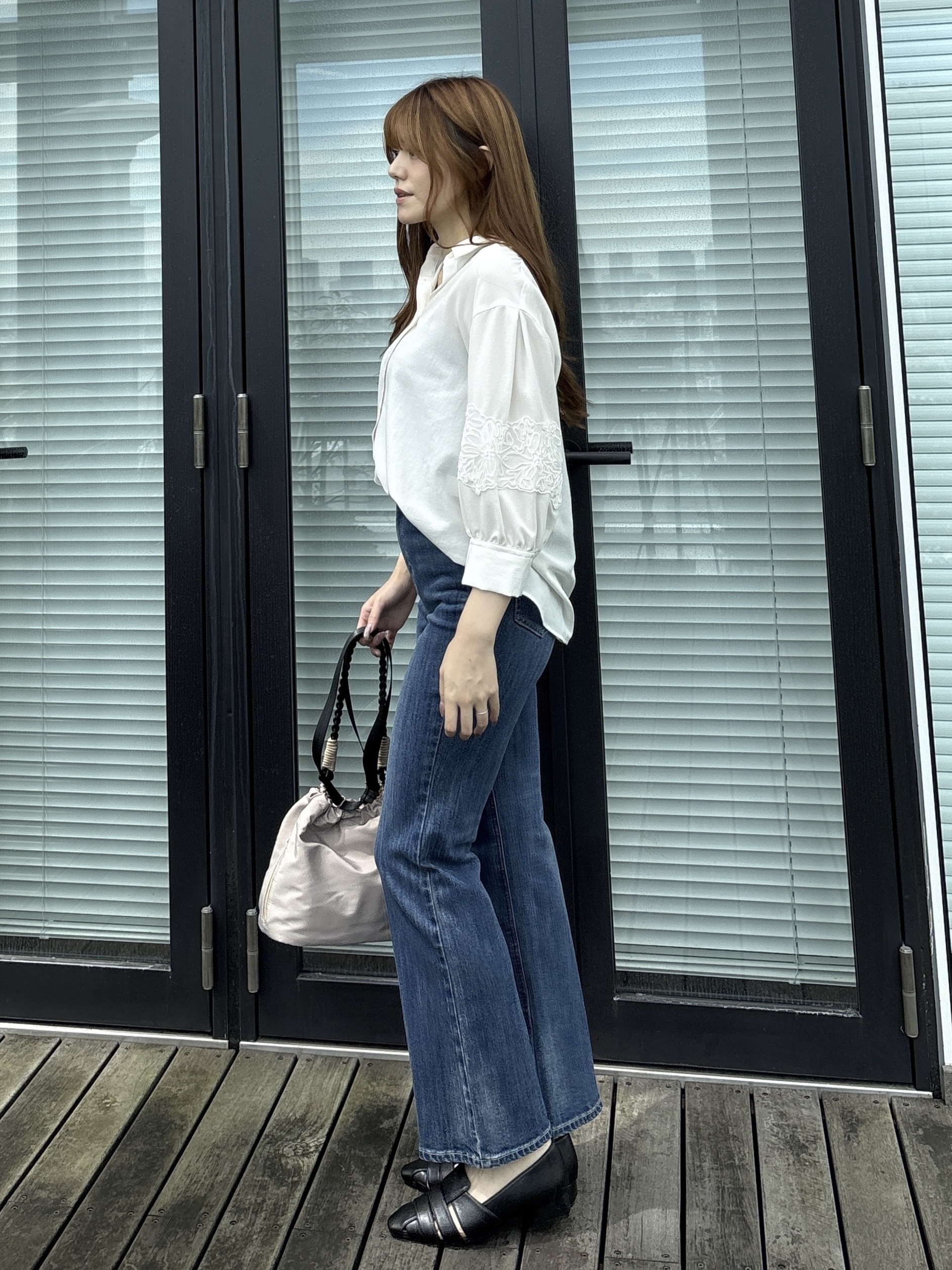 sayaさんの「grove｜レースボリュームスリーブシャツ」を使ったコーディネート