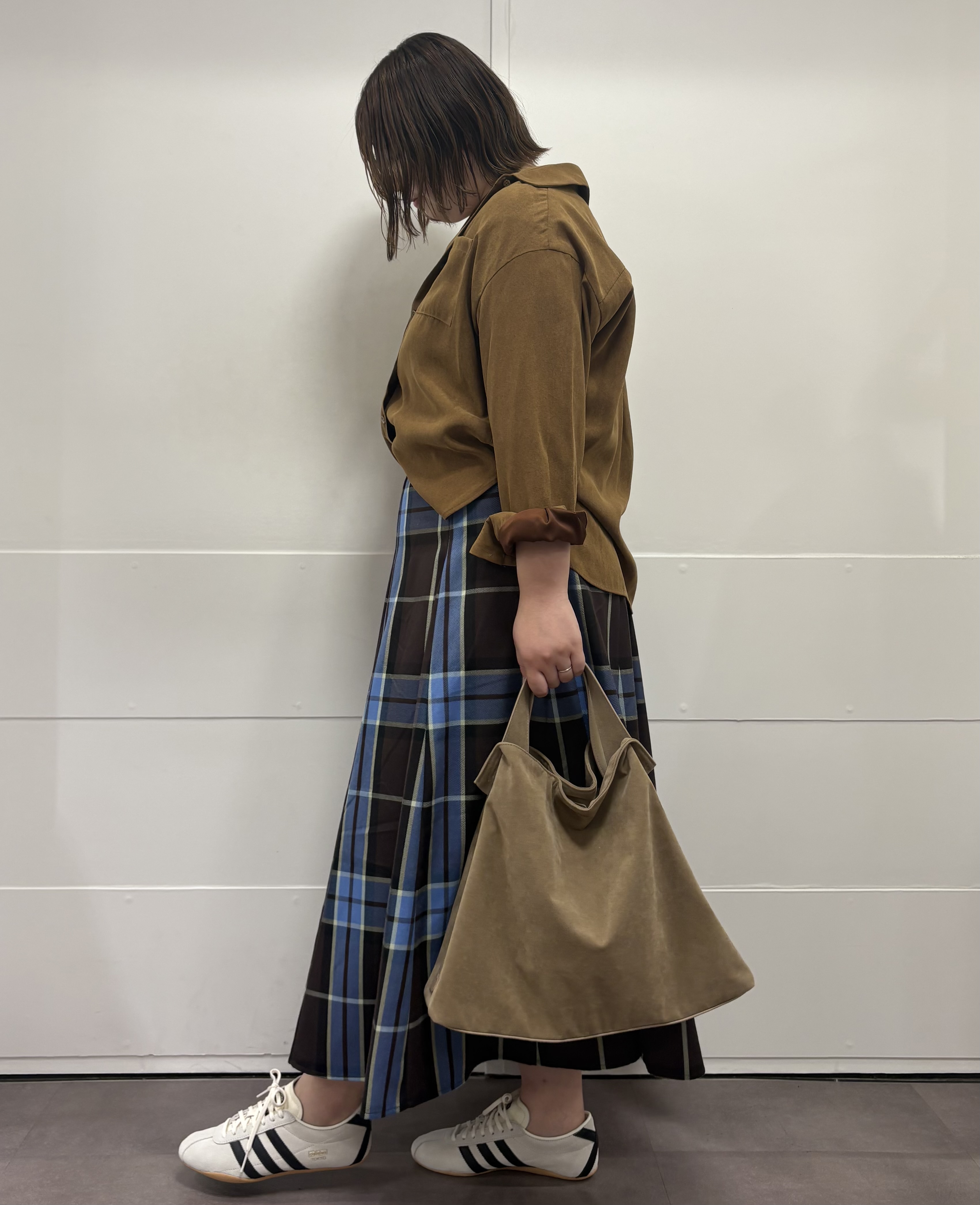MIさんの「UNTITLED｜フォトグラフィックロンT」を使ったコーディネート