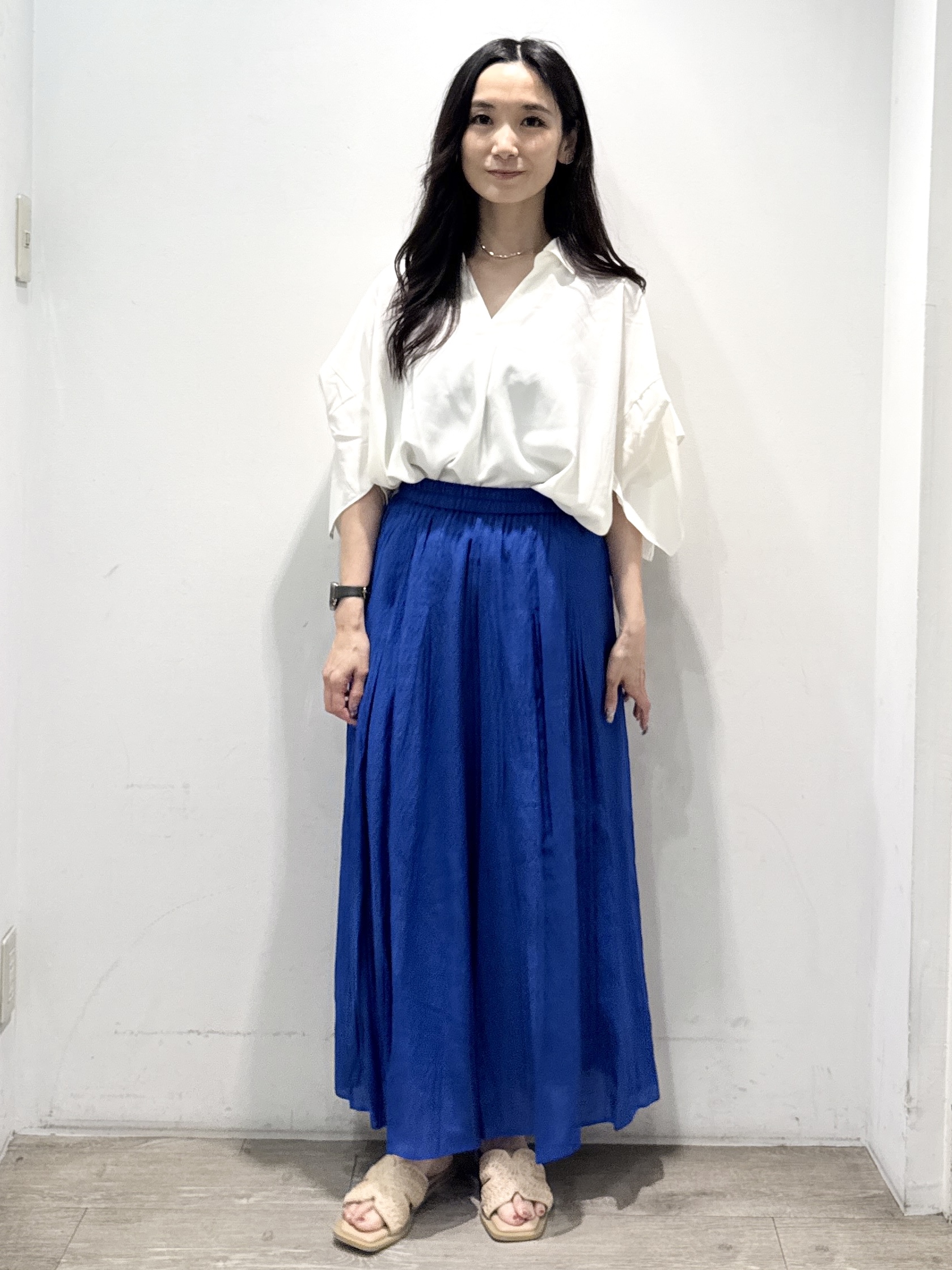 yuicciさんの「OPAQUE.CLIP｜【UV／接触冷感／吸水速乾／】タックスリーブスキッパーブラウス《洗濯機OK》」を使ったコーディネート