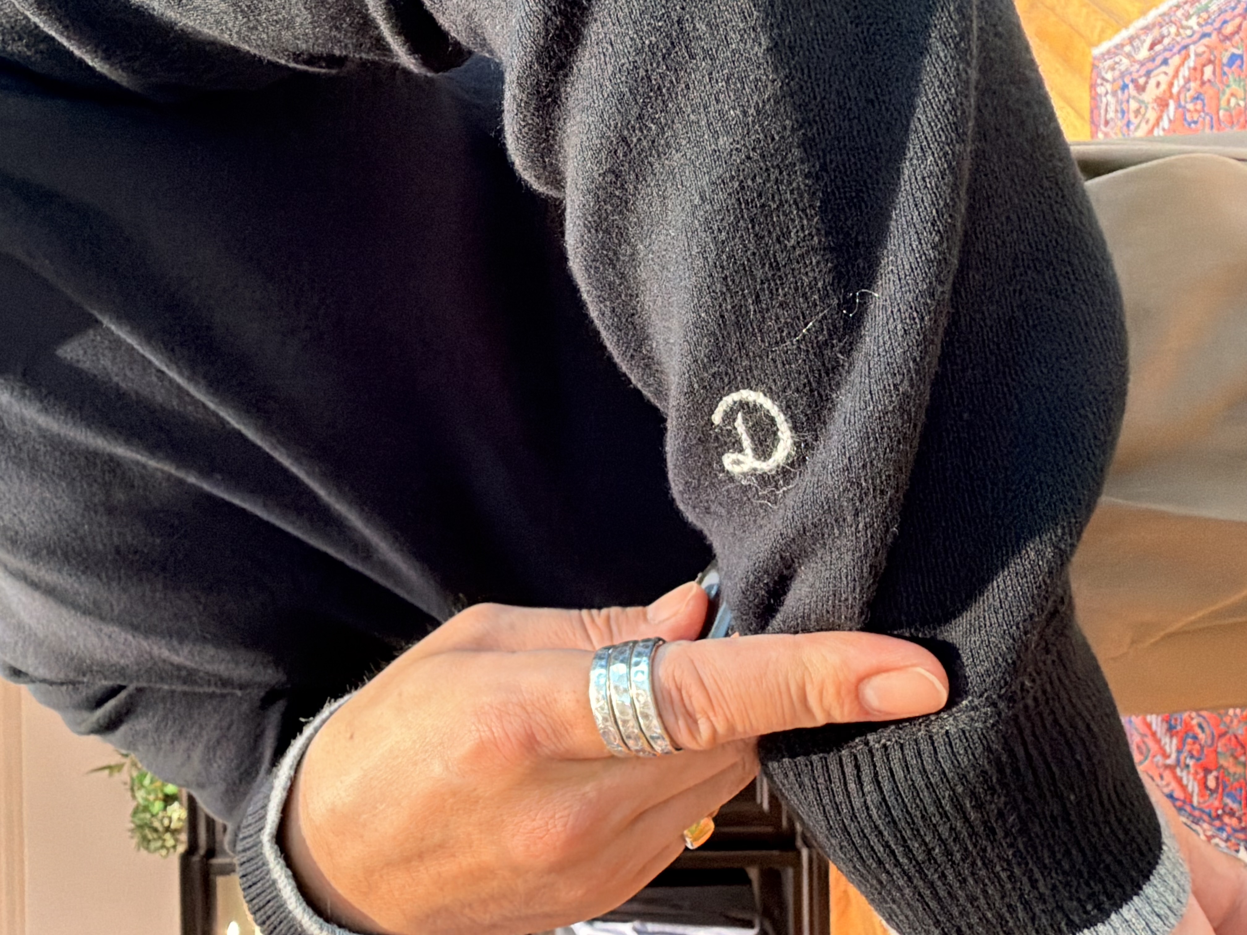 鶴田大士さんの「DRESSTERIOR｜【6色展開/洗濯機可】コットンカシミヤ スムースニット」を使ったコーディネート