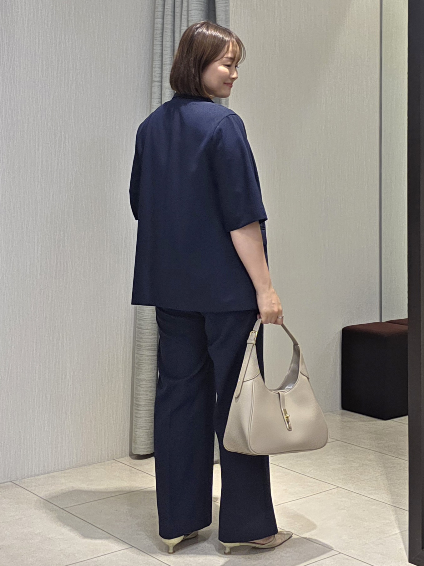 naokoさんの「UNTITLED｜【秋の通勤羽織/セットアップ可/UVカット】エアリークール半袖ジャケット」を使ったコーディネート