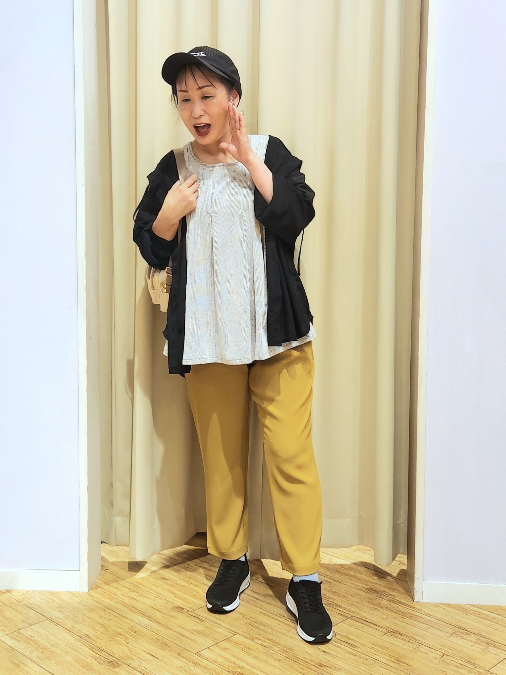 くまさんの「SHOO･LA･RUE｜【洗濯機可/S-LL】インせずすっきり見え ストライプ柄タックトップス」を使ったコーディネート