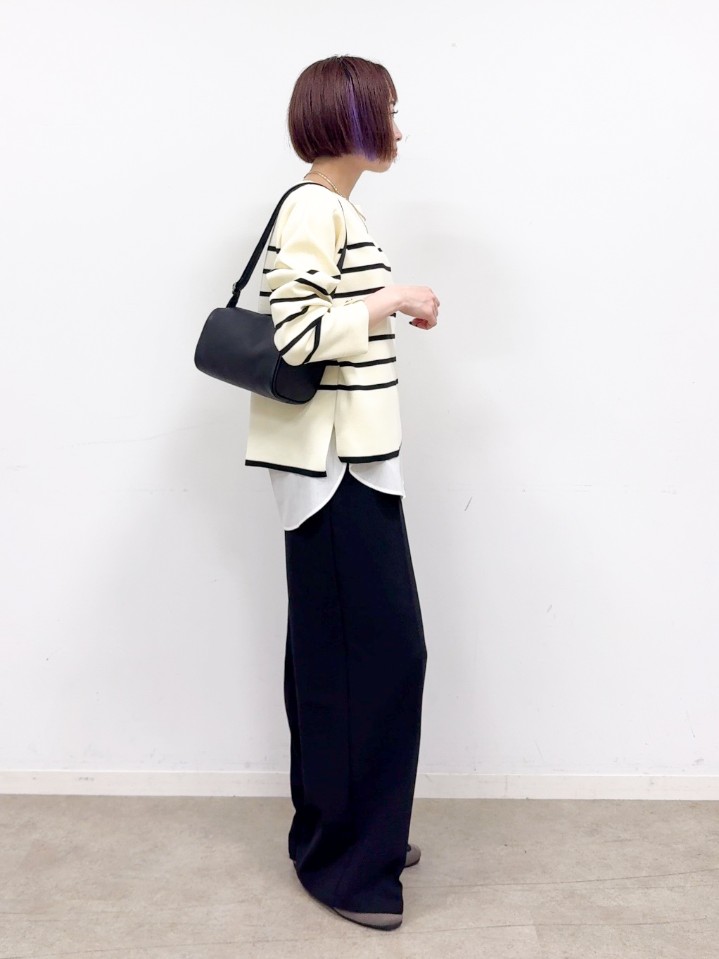 𝐜𝐡𝐢𝐤𝐚さんの「SHOO･LA･RUE｜【洗濯機可/S-LL】着こなし広がる レイヤードアソートTシャツ」を使ったコーディネート