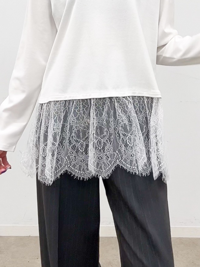 𝐜𝐡𝐢𝐤𝐚さんの「SHOO･LA･RUE｜【洗濯機可/S-LL】着こなし広がる レイヤードアソートTシャツ」を使ったコーディネート