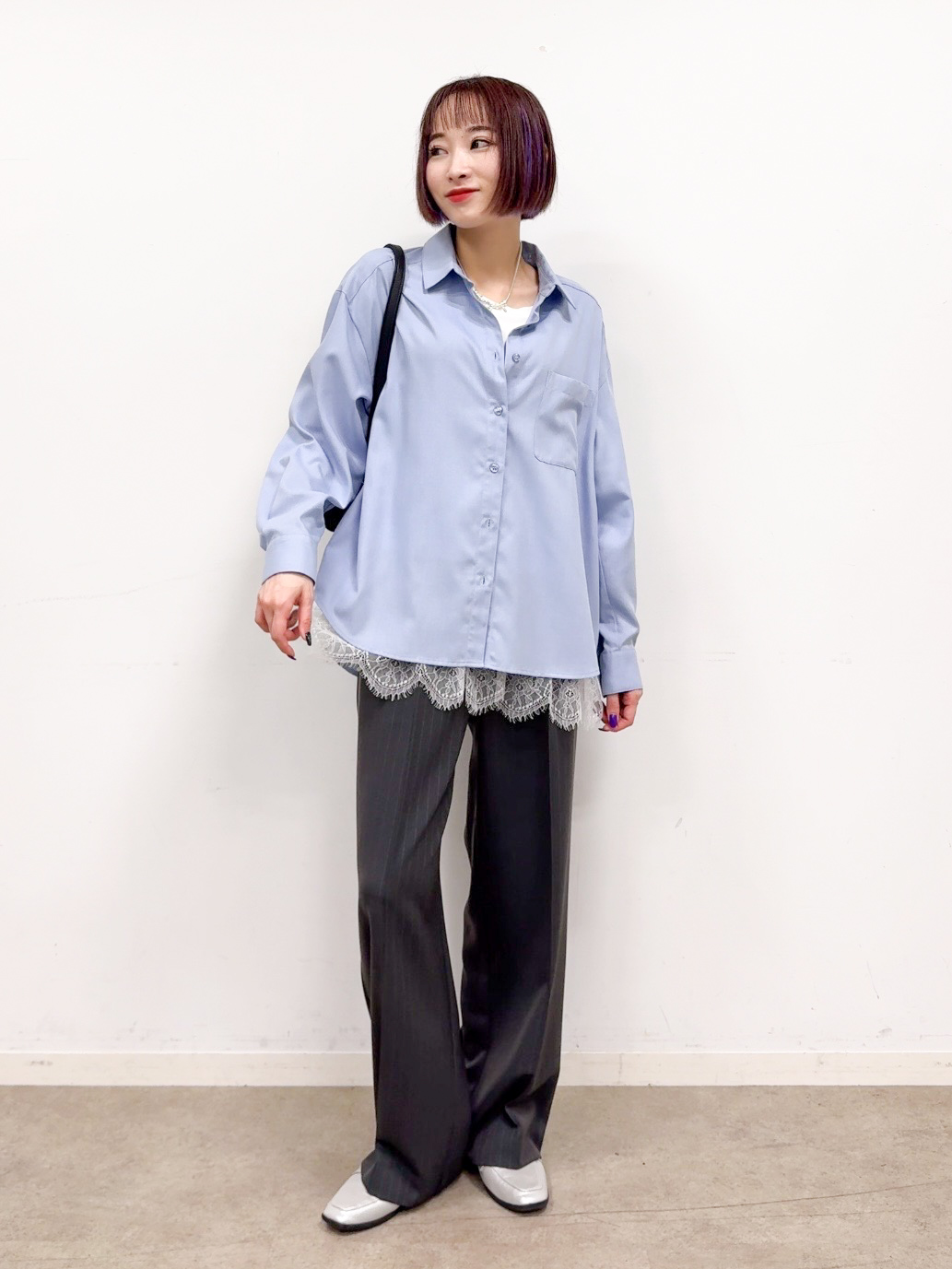 𝐜𝐡𝐢𝐤𝐚さんの「SHOO･LA･RUE｜【洗濯機可/S-LL】着こなし広がる レイヤードアソートTシャツ」を使ったコーディネート
