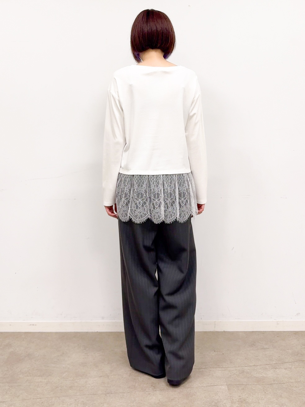 𝐜𝐡𝐢𝐤𝐚さんの「SHOO･LA･RUE｜【洗濯機可/S-LL】着こなし広がる レイヤードアソートTシャツ」を使ったコーディネート