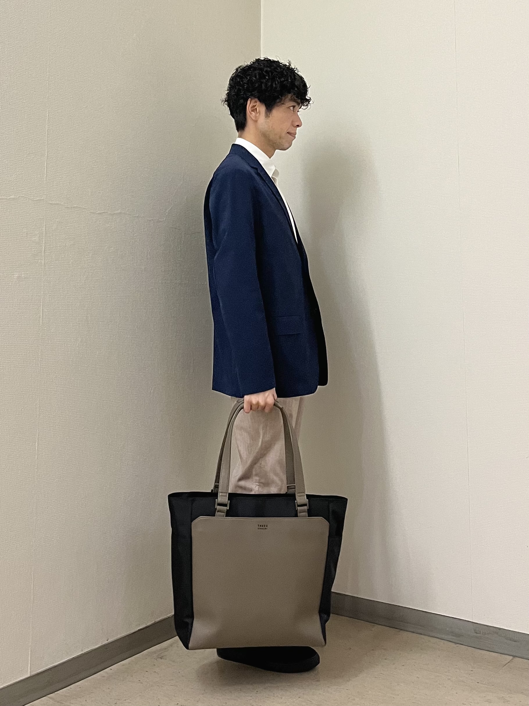URAさんの「TAKEO KIKUCHI｜3Dナイロンストレッチ ジャケット」を使ったコーディネート