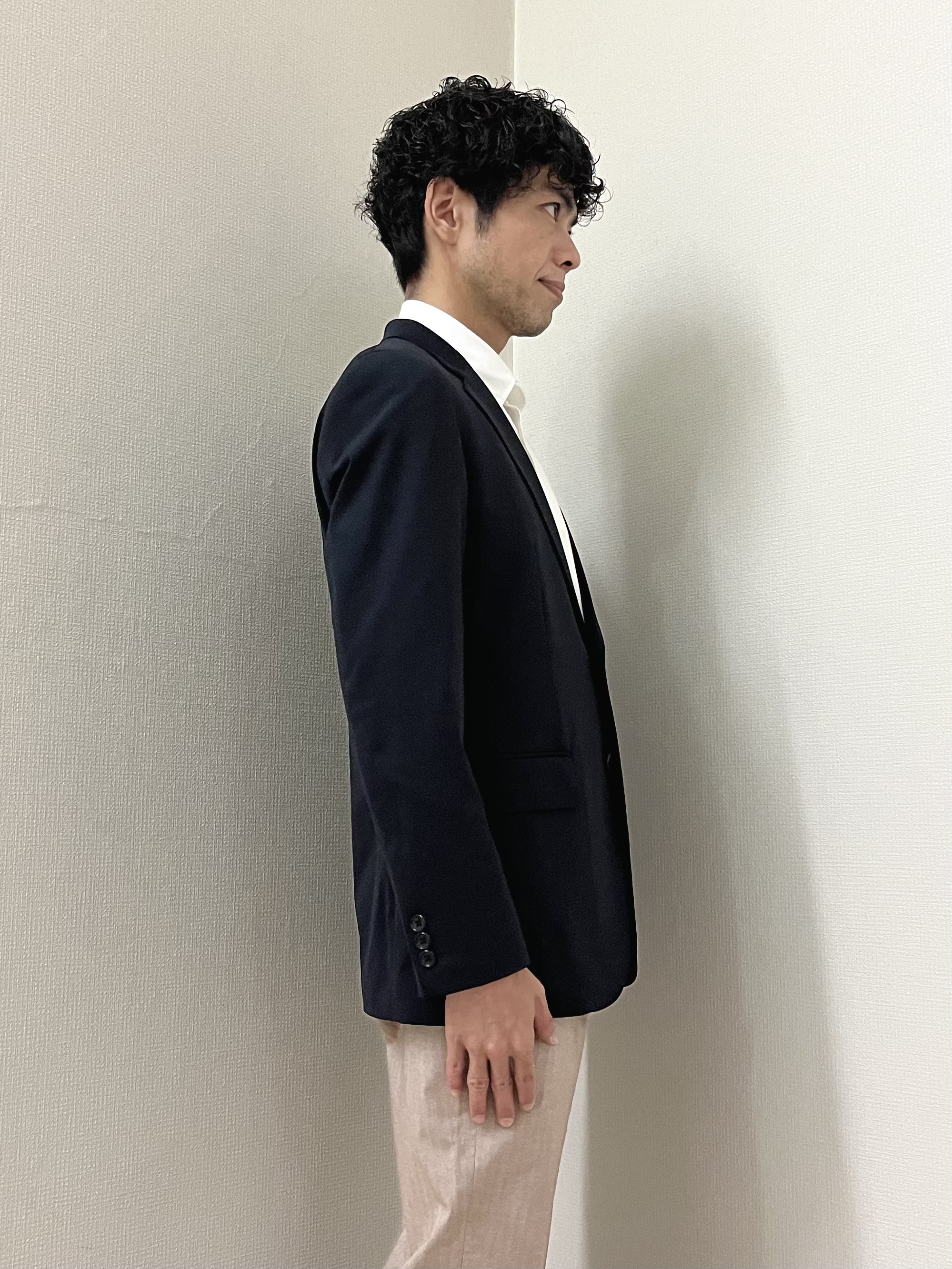 URAさんの「TAKEO KIKUCHI｜【360&deg;ストレッチ／軽量】None Of Stress ライト ジャケット（セットアップ対応）」を使ったコーディネート