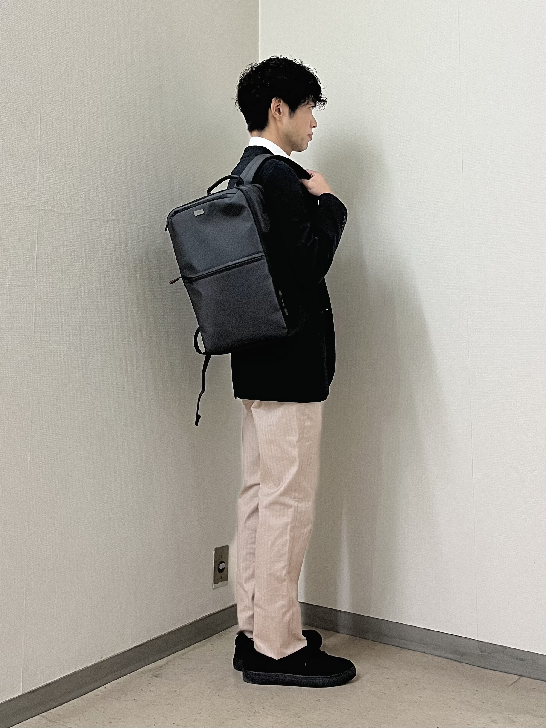 URAさんの「TAKEO KIKUCHI｜【360&deg;ストレッチ／軽量】None Of Stress ライト ジャケット（セットアップ対応）」を使ったコーディネート