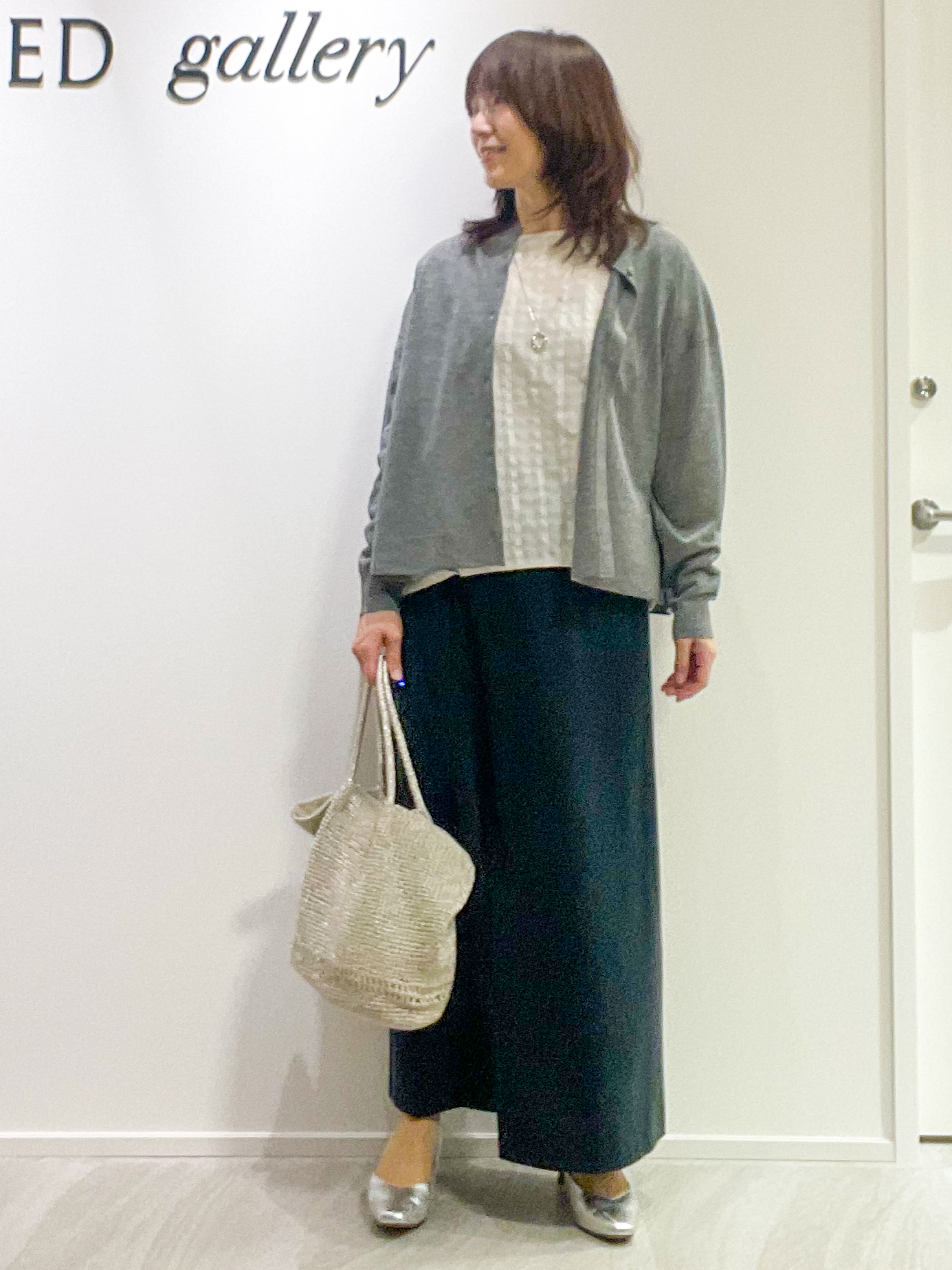 めいさんの「UNTITLED｜【秋めきシャツ/体型カバー】シアーチェックブラウス」を使ったコーディネート