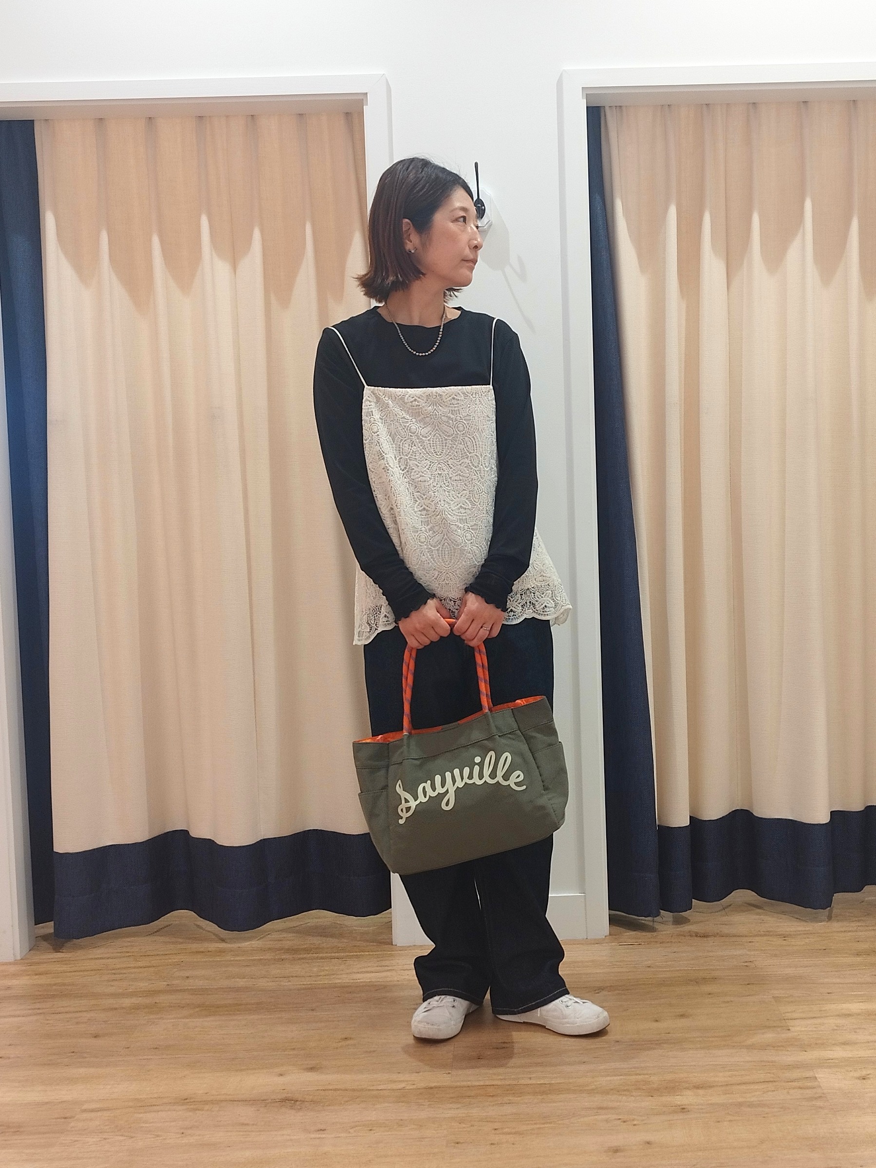 HIROさんの「Dessin｜シアー切り替えクルーネックカットソー」を使ったコーディネート