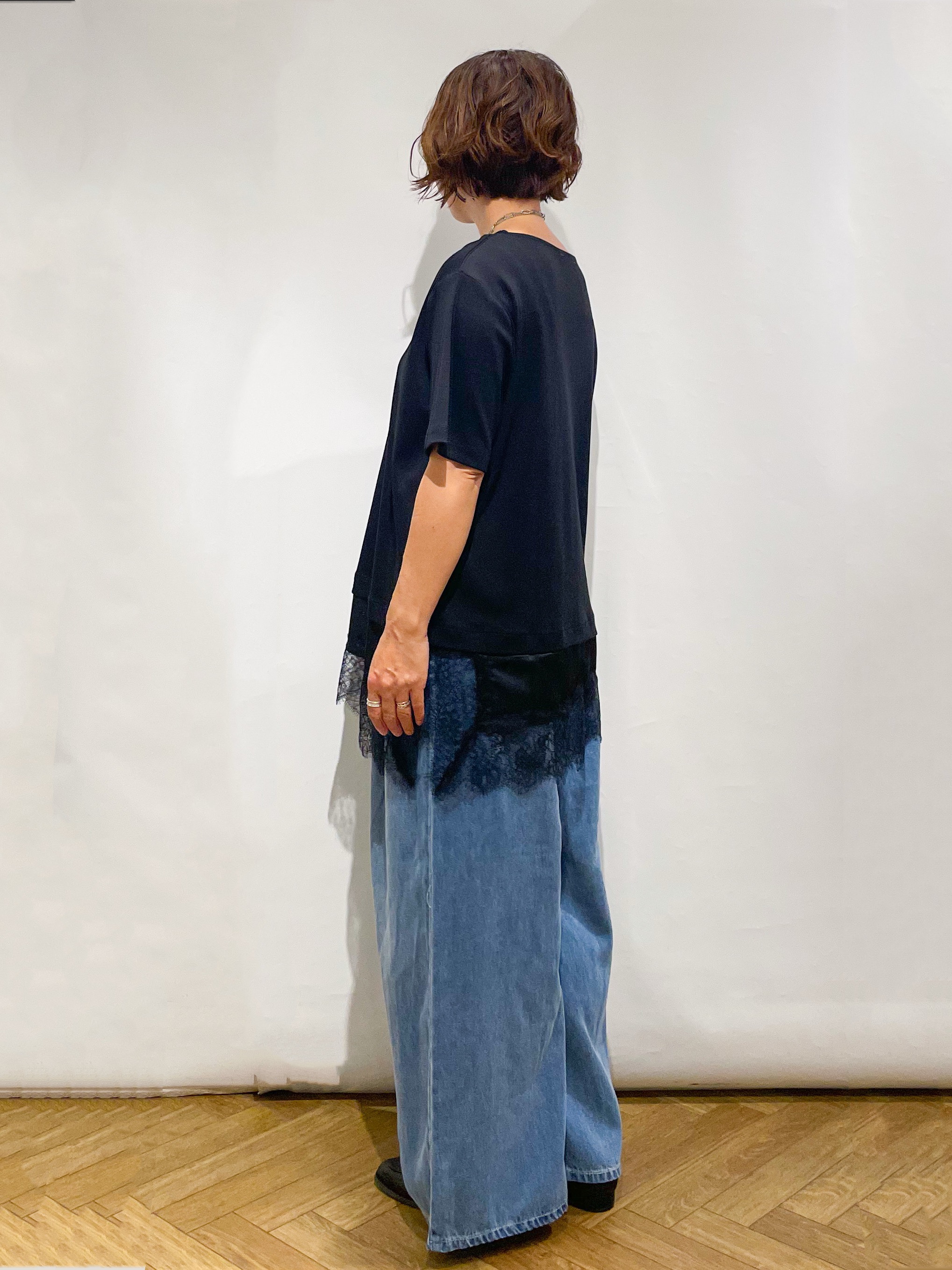 なかさんの「index｜裾レースアシメカットソー【洗濯機OK】」を使ったコーディネート