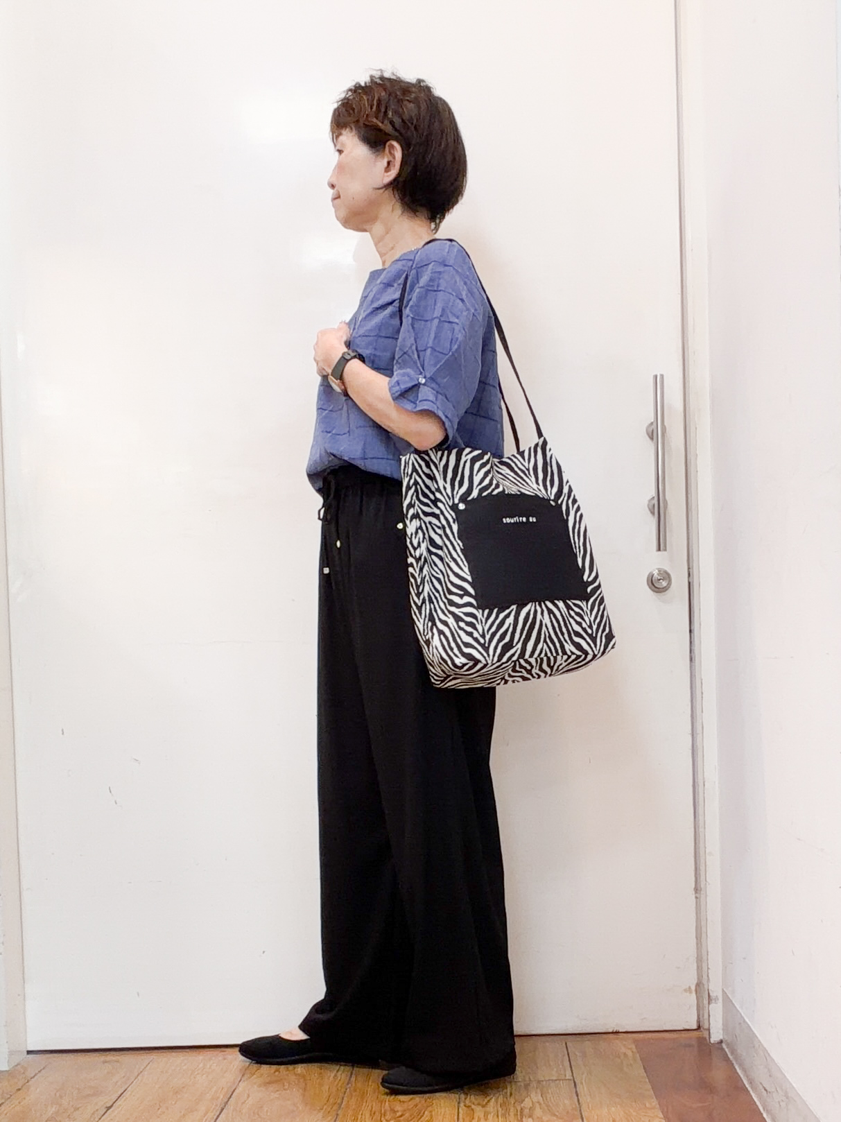 みぃさんの「SHOO･LA･RUE｜【セットアップ可/S-LL】夏でも感じられる秋気分 モールチェックタックスリーブ ブラウス」を使ったコーディネート