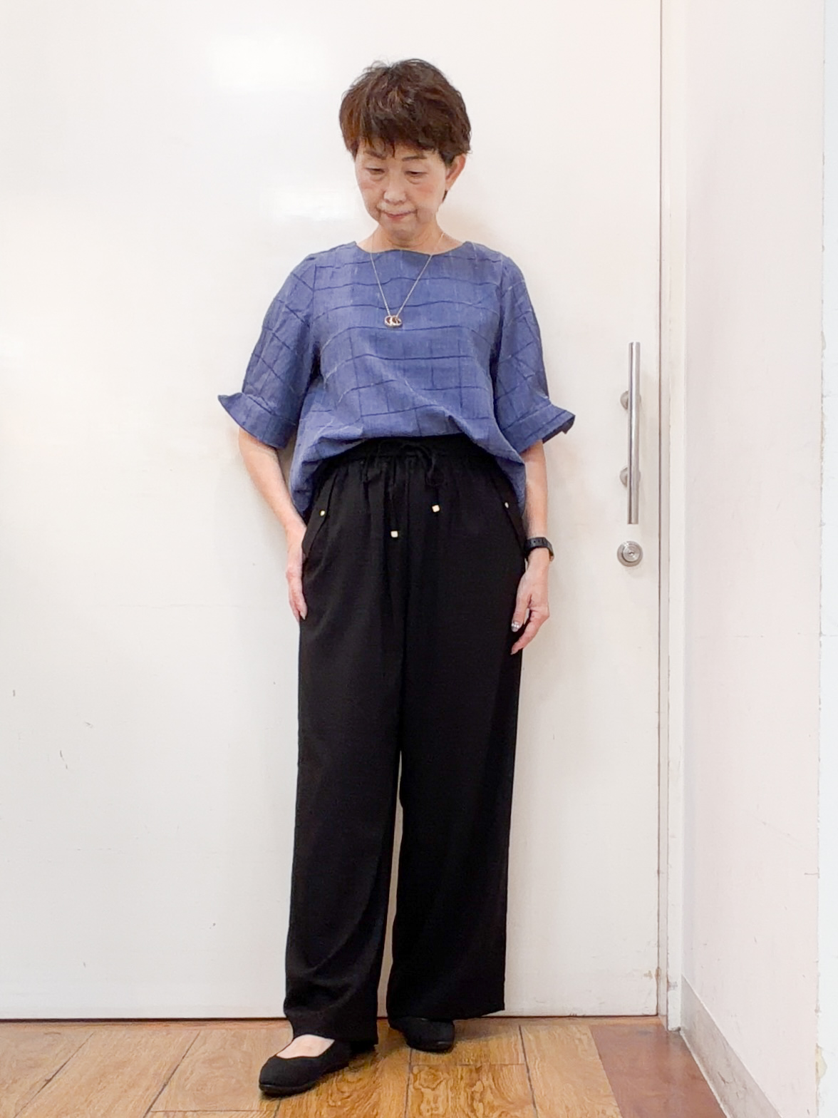 みぃさんの「SHOO･LA･RUE｜【セットアップ可/S-LL】夏でも感じられる秋気分 モールチェックタックスリーブ ブラウス」を使ったコーディネート