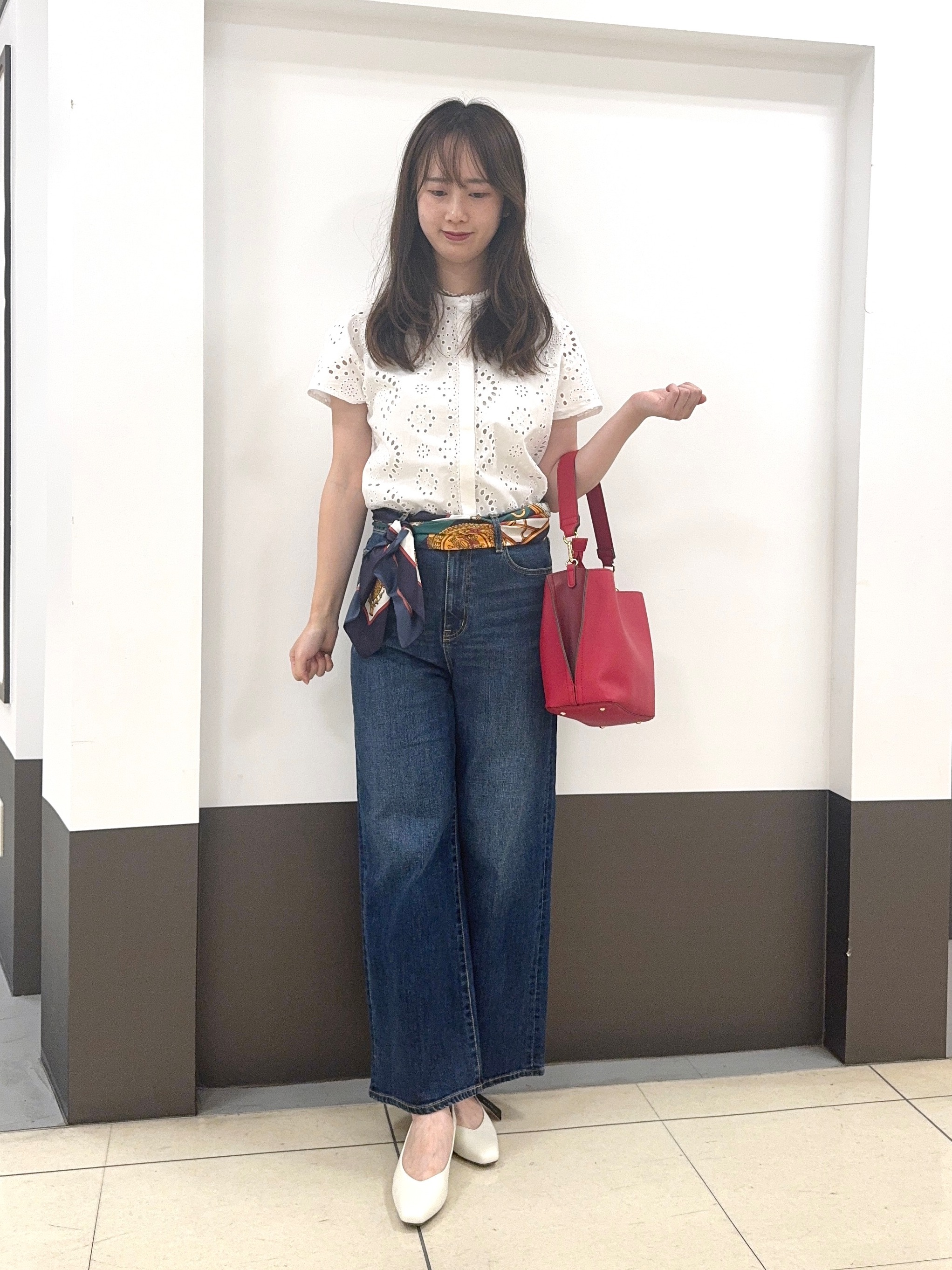 Nrinさんの「Reflect｜【通勤◎】カットワーク刺繍レース シャツブラウス」を使ったコーディネート