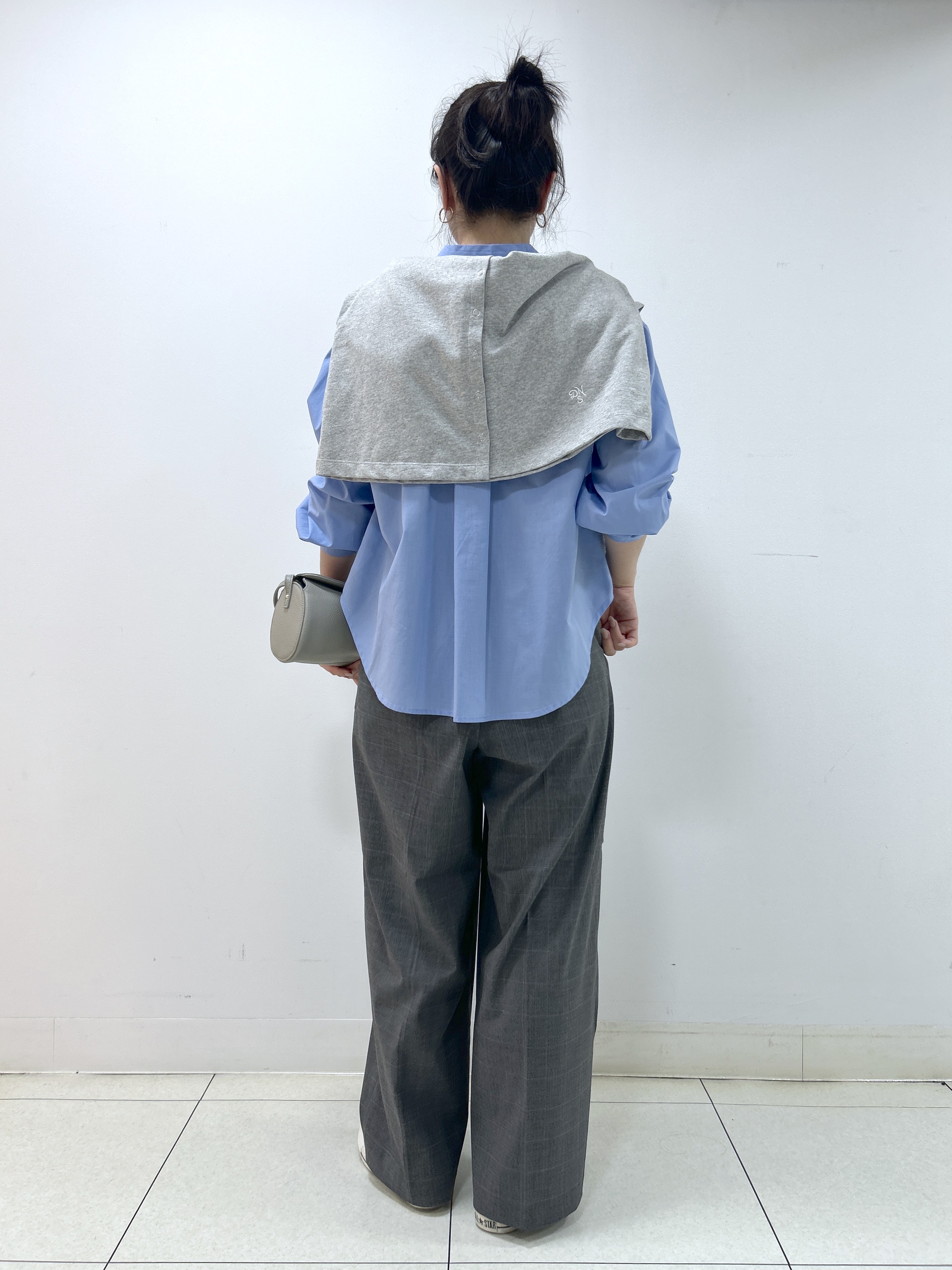 Kaiさんの「Dessin｜【UVカット】フロントフリルブラウス」を使ったコーディネート