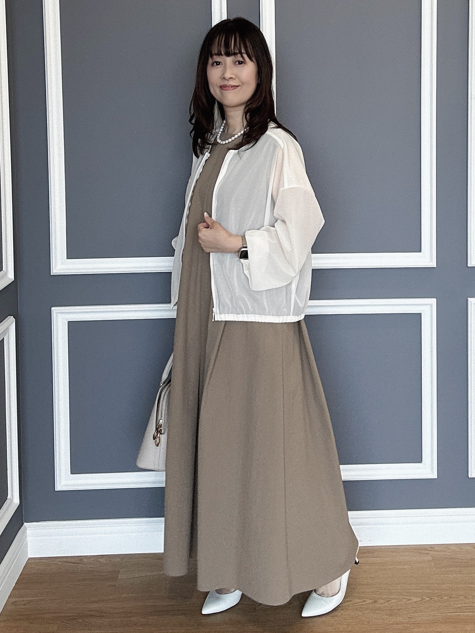 makiさんの「UNTITLED｜【秋羽織り/ジップ】トリコットシアーブラウス」を使ったコーディネート