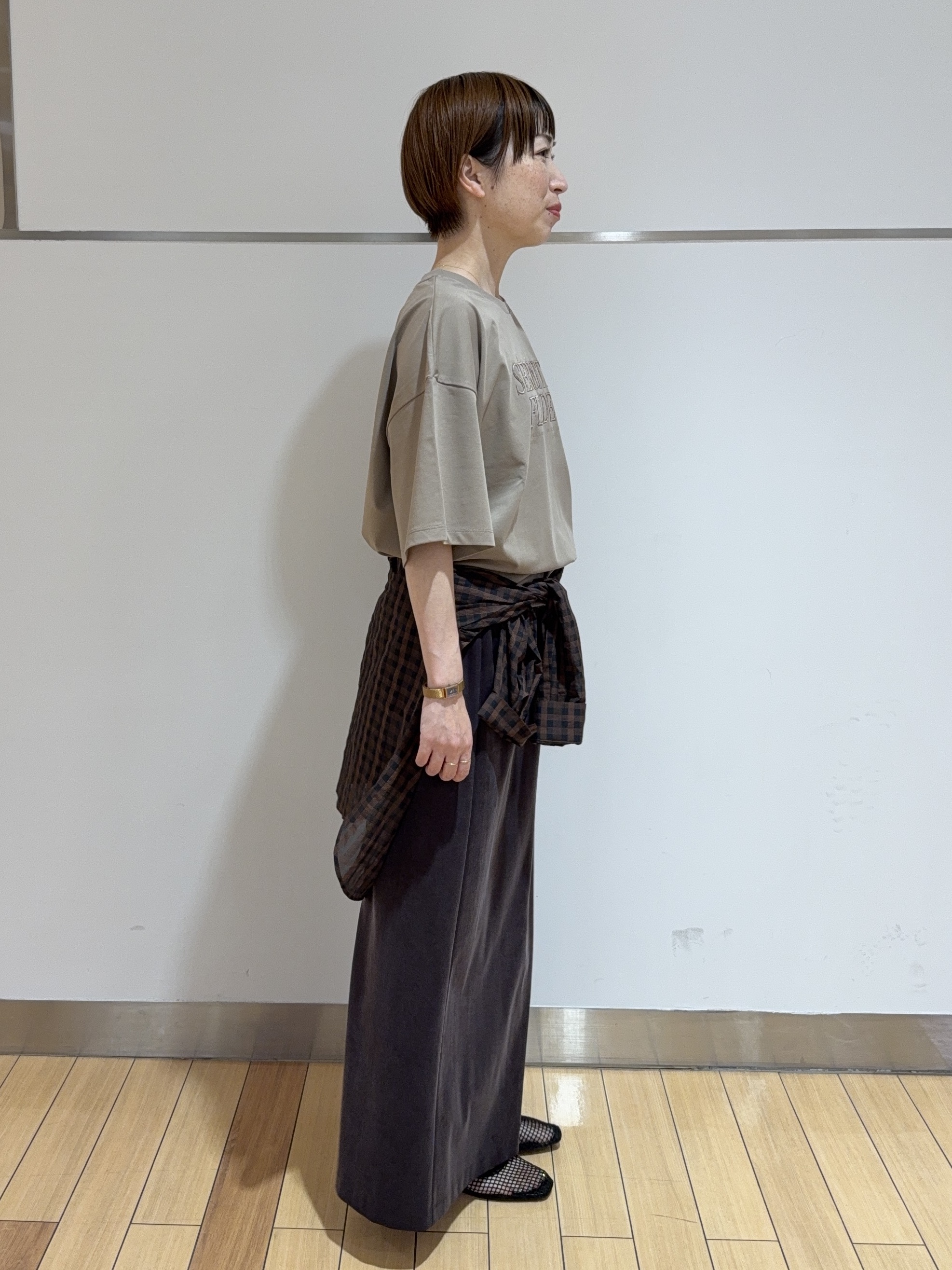 あやさんの「UNTITLED｜コットンロゴTシャツ」を使ったコーディネート