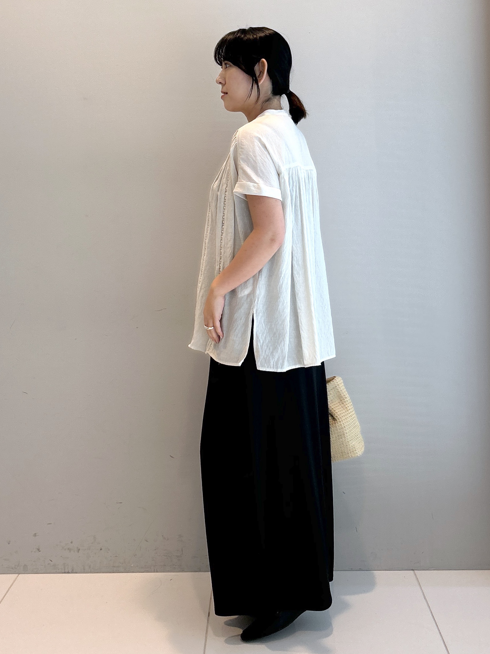 Hirokaさんの「grove｜【体系カバー◎】レースデザインスキッパーブラウス」を使ったコーディネート