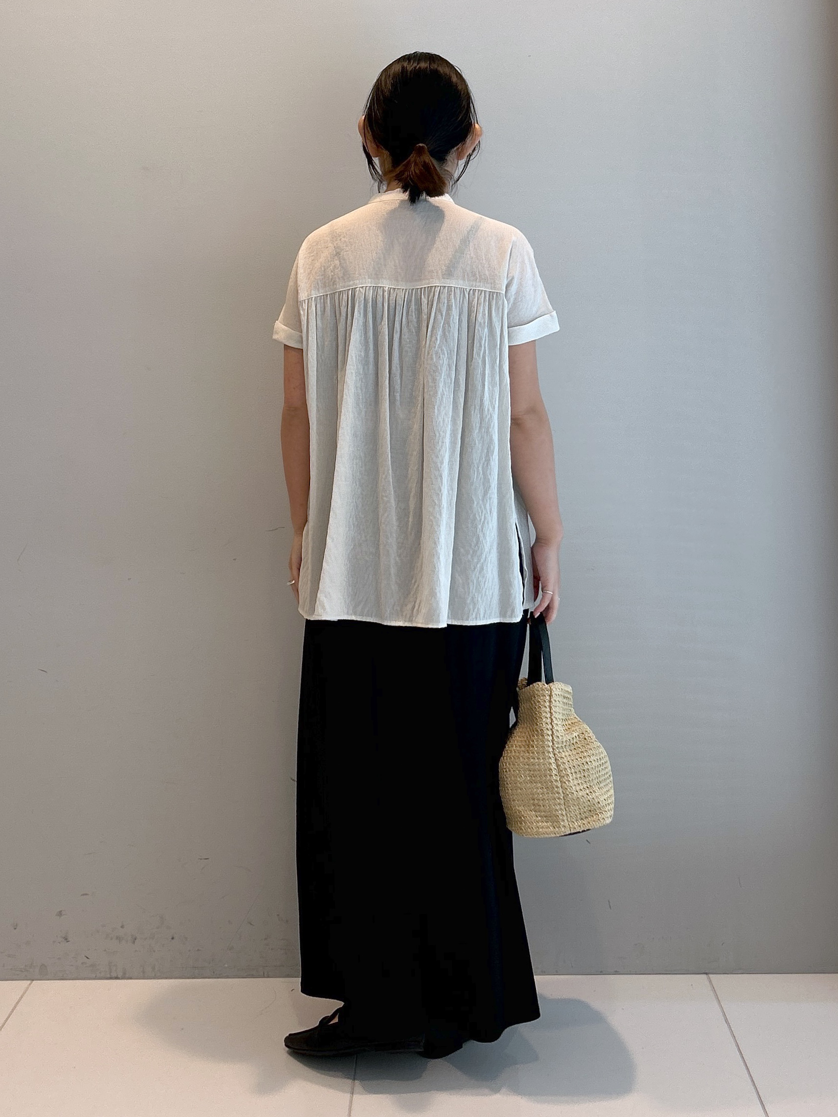 Hirokaさんの「grove｜【体系カバー◎】レースデザインスキッパーブラウス」を使ったコーディネート