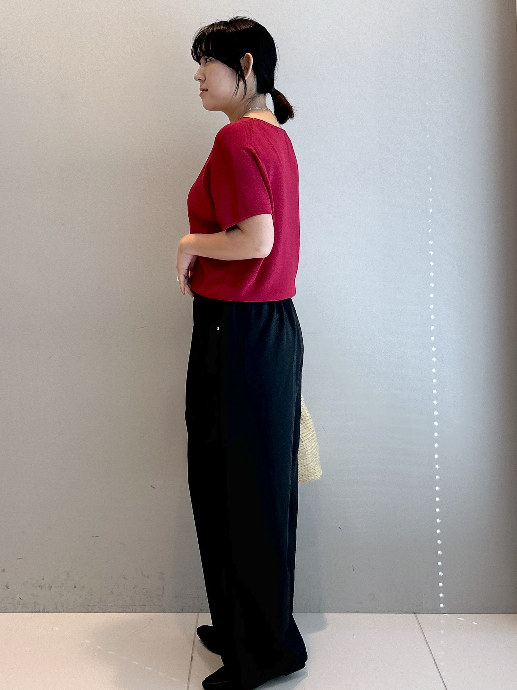 Hirokaさんの「grove｜【シリーズ累計36万枚！名品ニット】やわらかドライタッチ ドルマンニット」を使ったコーディネート