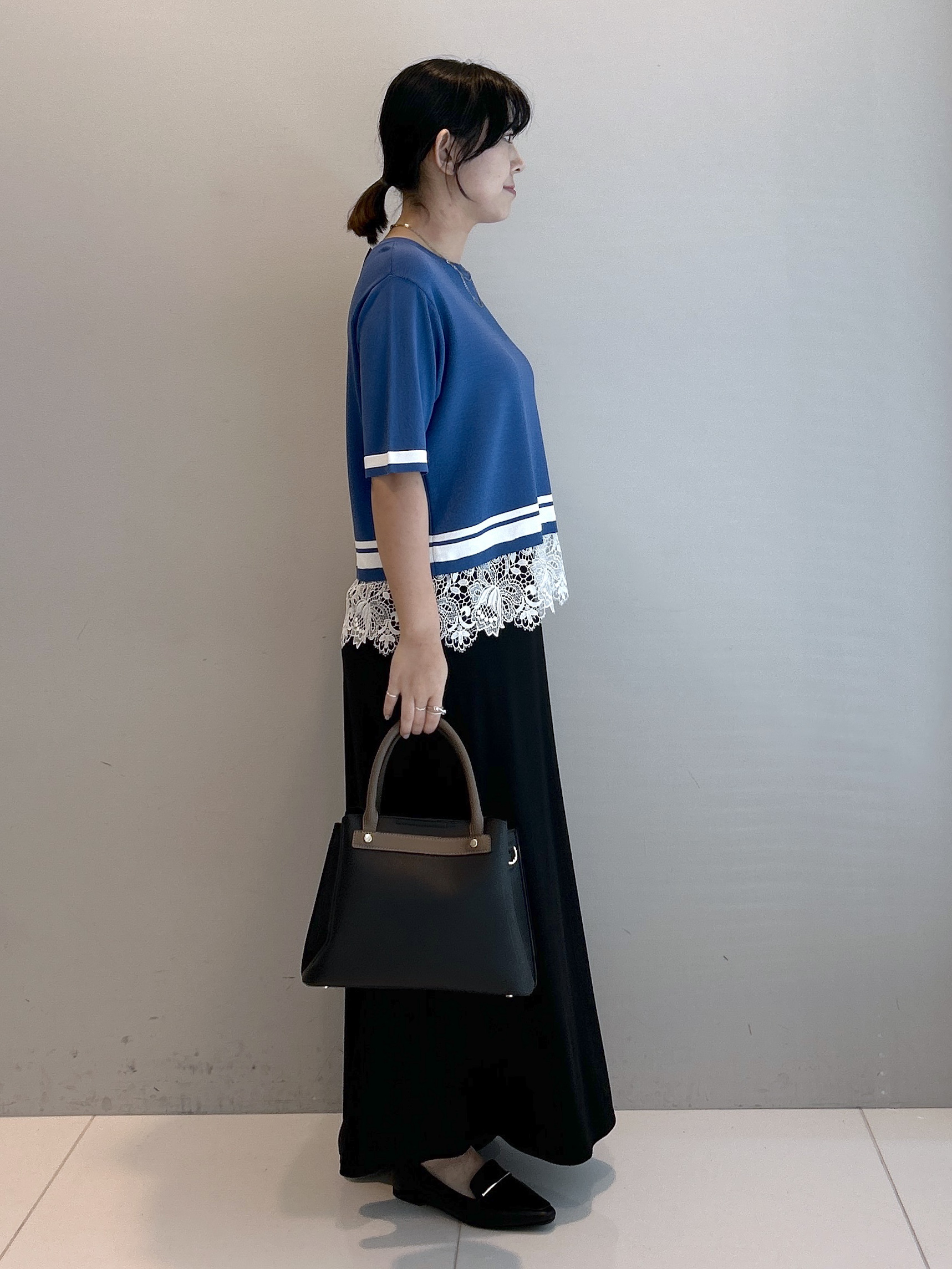 Hirokaさんの「grove｜【シリーズ累計36万枚／UVカット・ひんやり・洗濯機OK】やわらかドライタッチレースドッキングニット」を使ったコーディネート
