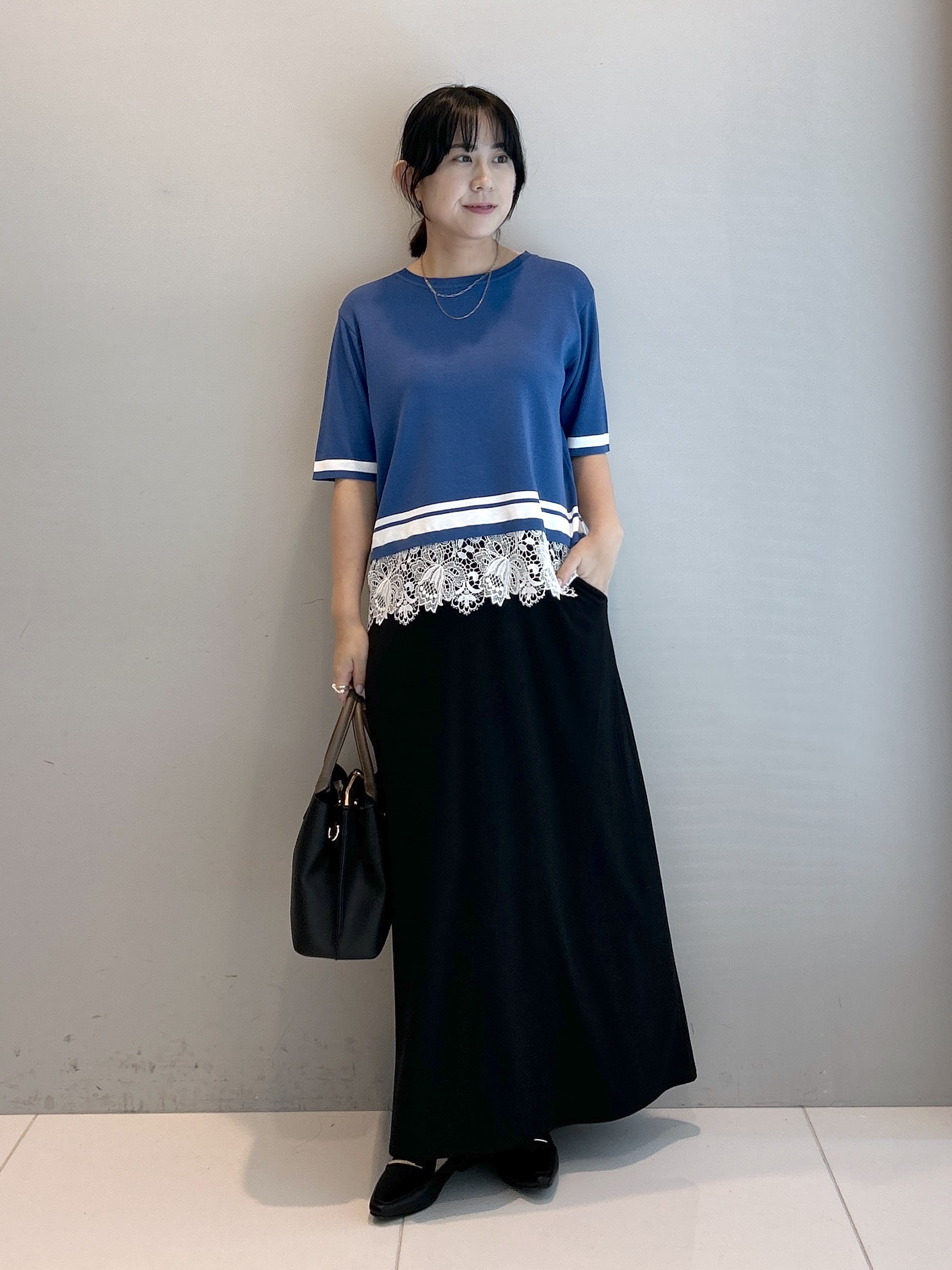 Hirokaさんの「grove｜【シリーズ累計36万枚／UVカット・ひんやり・洗濯機OK】やわらかドライタッチレースドッキングニット」を使ったコーディネート