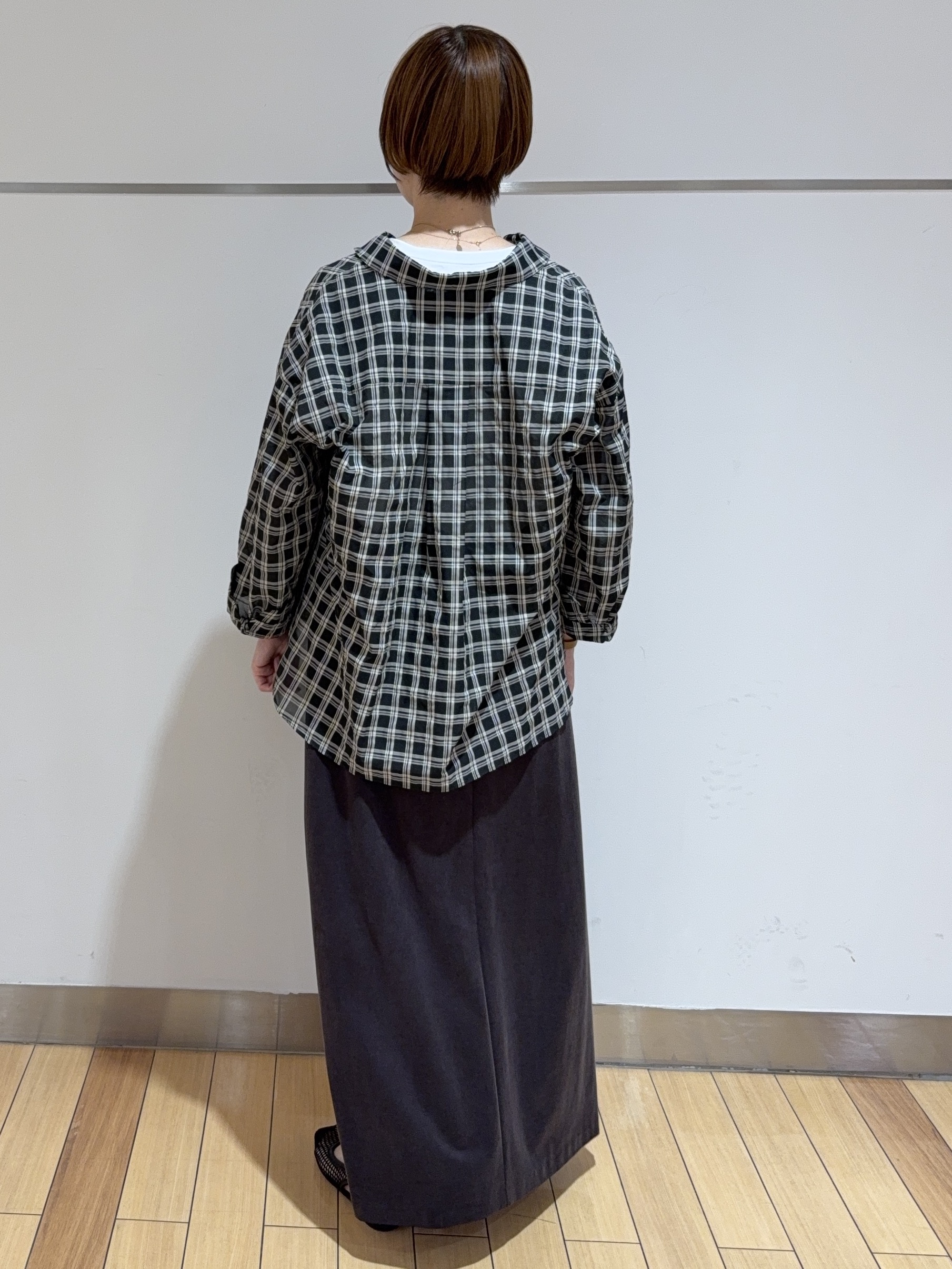 あやさんの「UNTITLED｜【秋映え/羽織り】シアーチェックシャツブラウス」を使ったコーディネート
