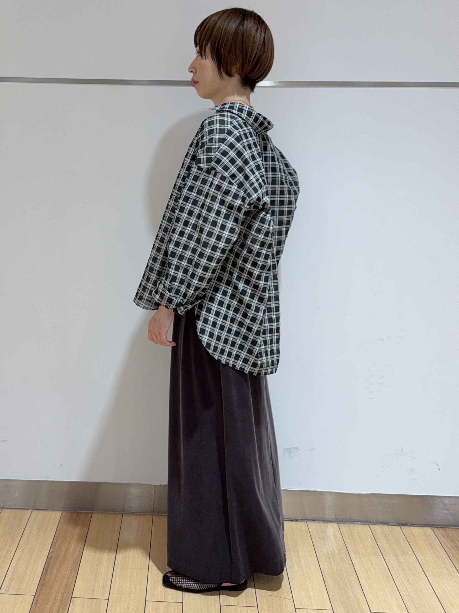 あやさんの「UNTITLED｜【秋映え/羽織り】シアーチェックシャツブラウス」を使ったコーディネート