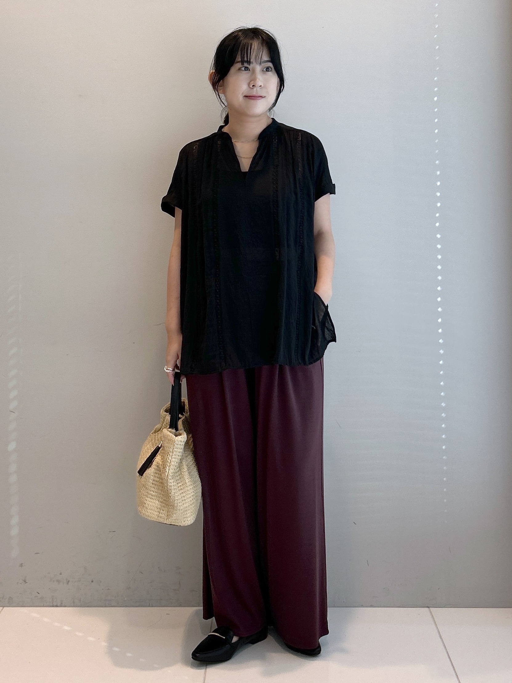 Hirokaさんの「grove｜【体系カバー◎】レースデザインスキッパーブラウス」を使ったコーディネート