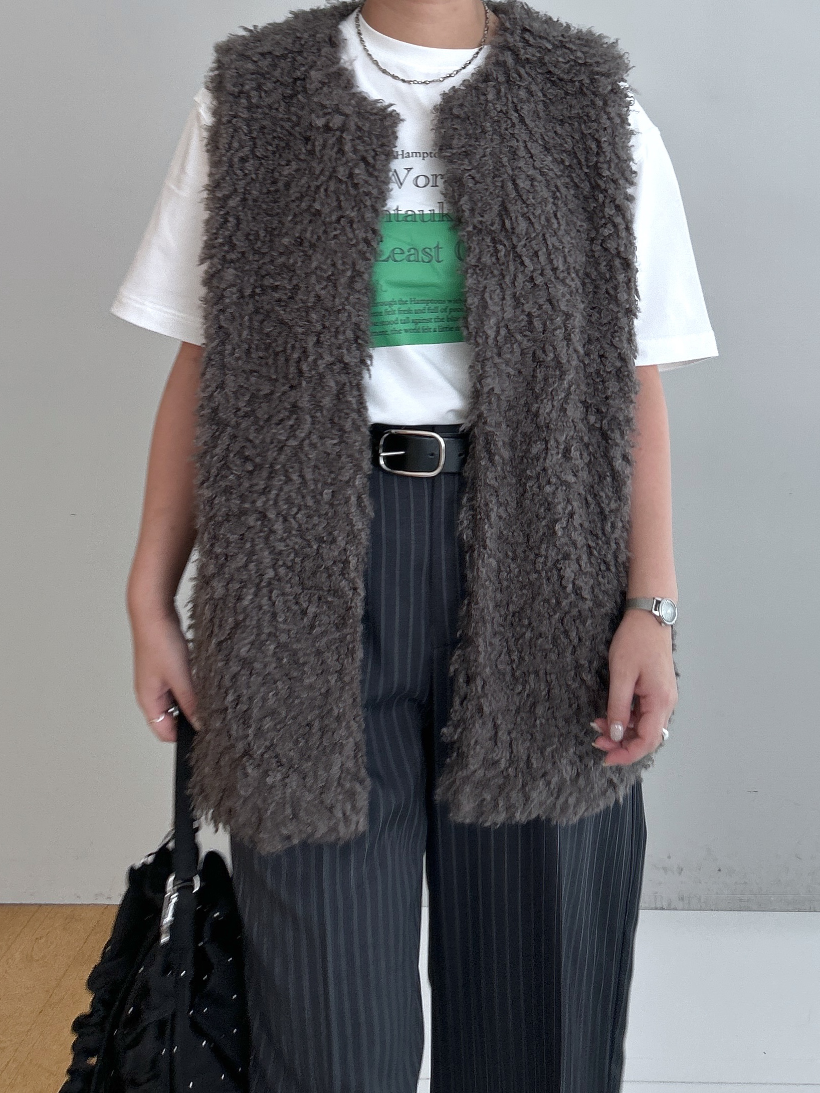 Hirokaさんの「Dessin｜フェイクファージレ」を使ったコーディネート