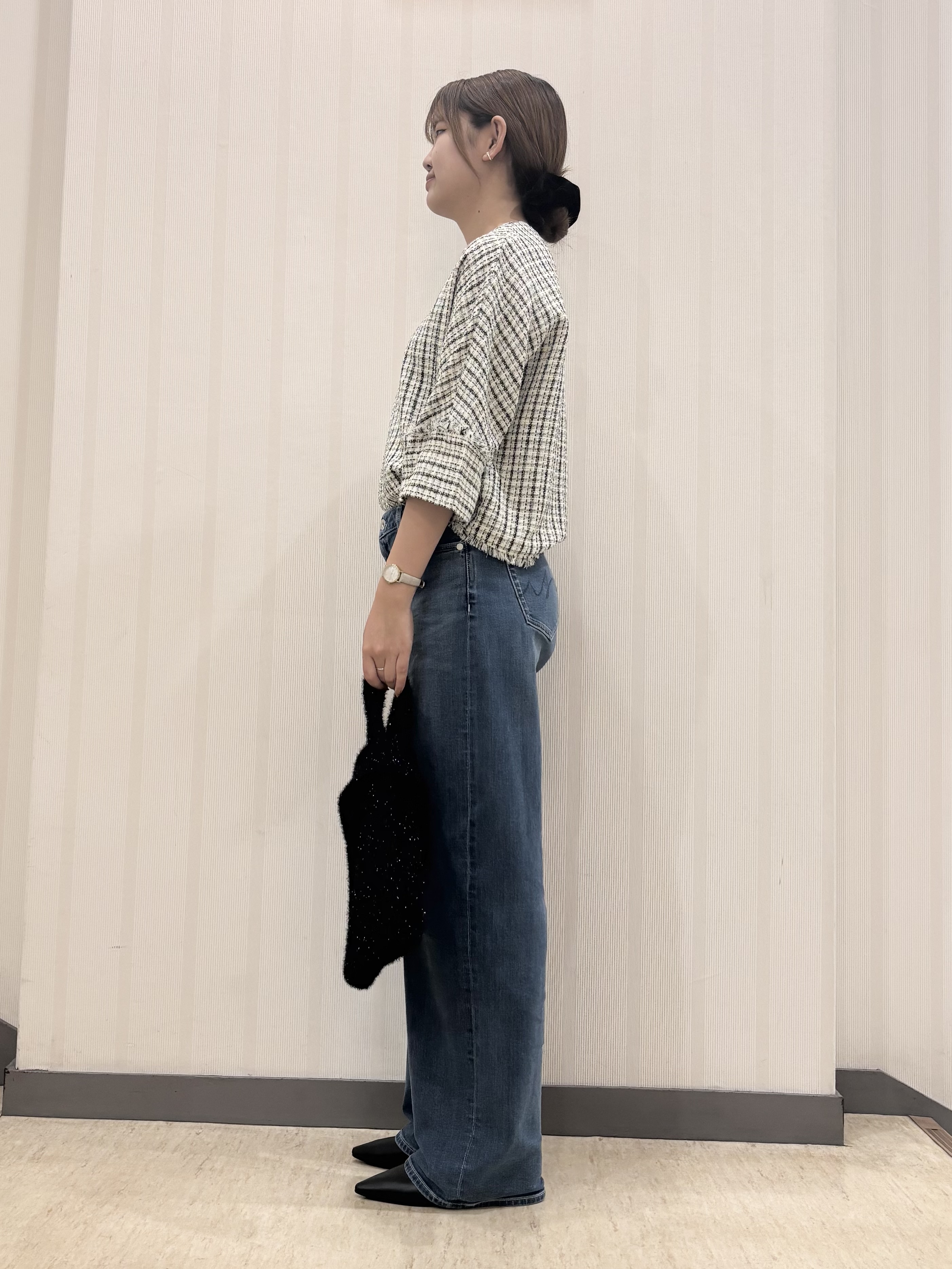 ちひさんの「INDIVI｜【褒められデニム】ワイドストレート デニムパンツ」を使ったコーディネート