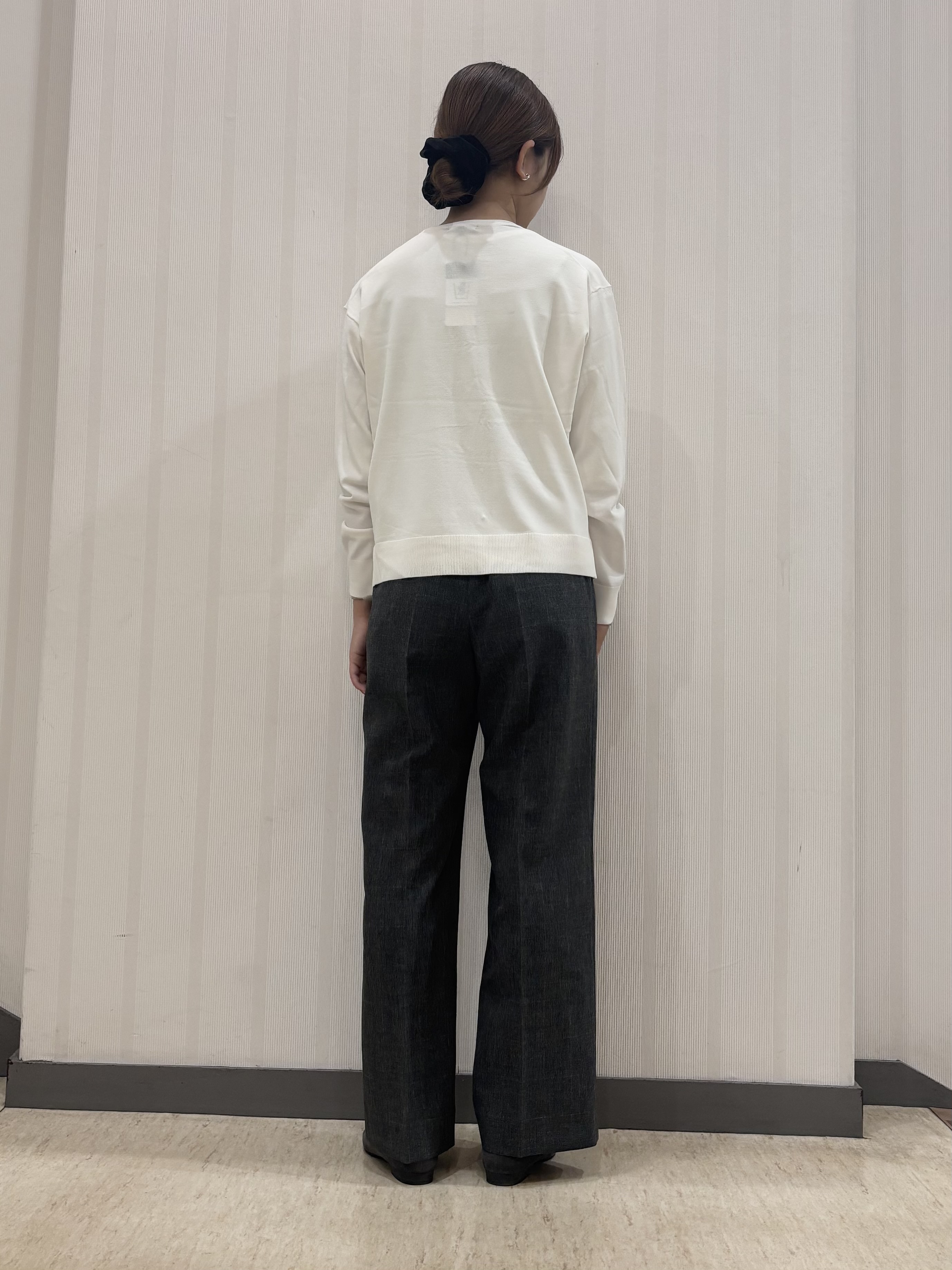 ちひさんの「INDIVI｜【UVケア／接触冷感】リネン風チェックストレートパンツ」を使ったコーディネート