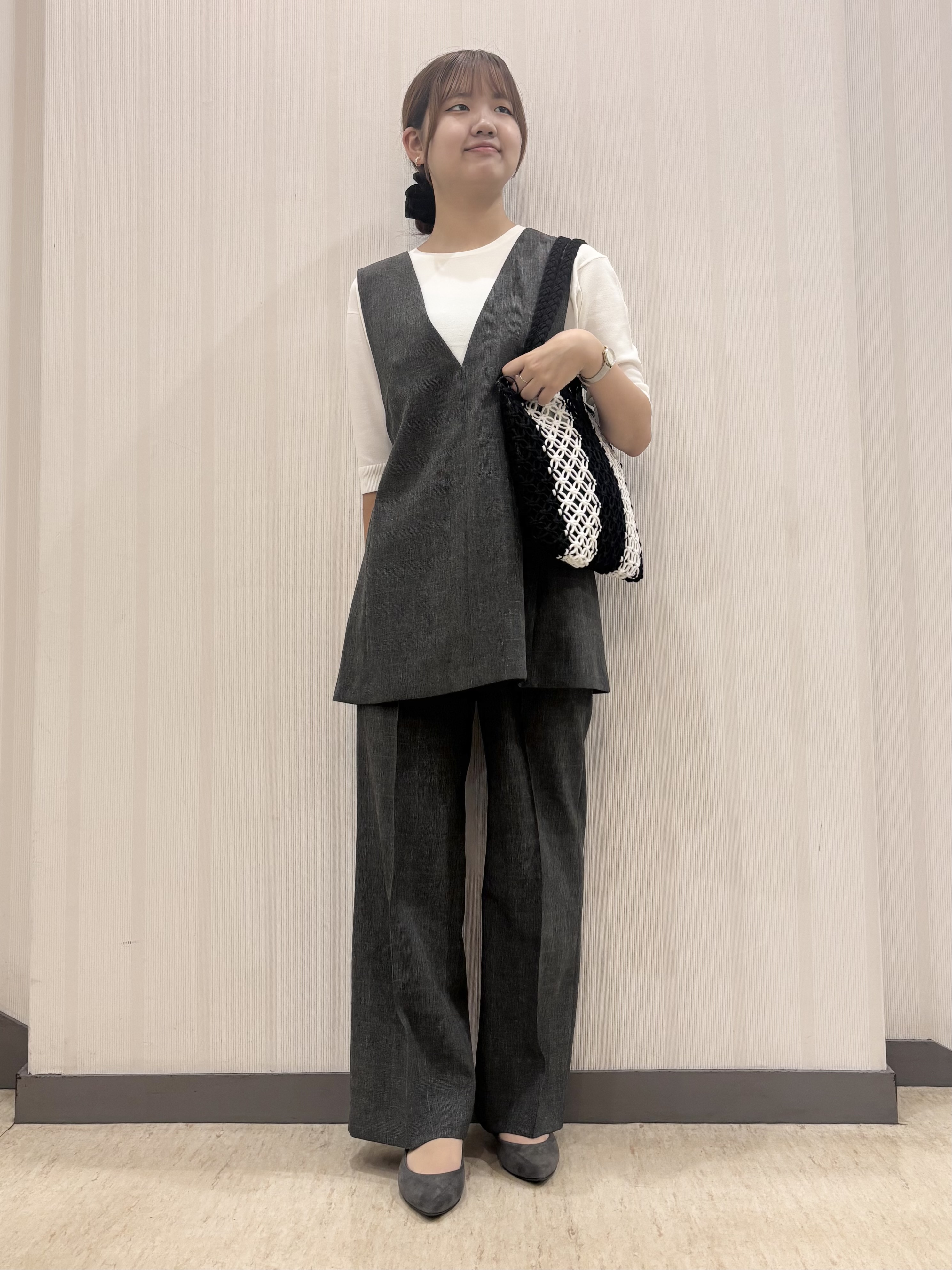 ちひさんの「INDIVI｜【UVケア／接触冷感】リネン風チェックストレートパンツ」を使ったコーディネート