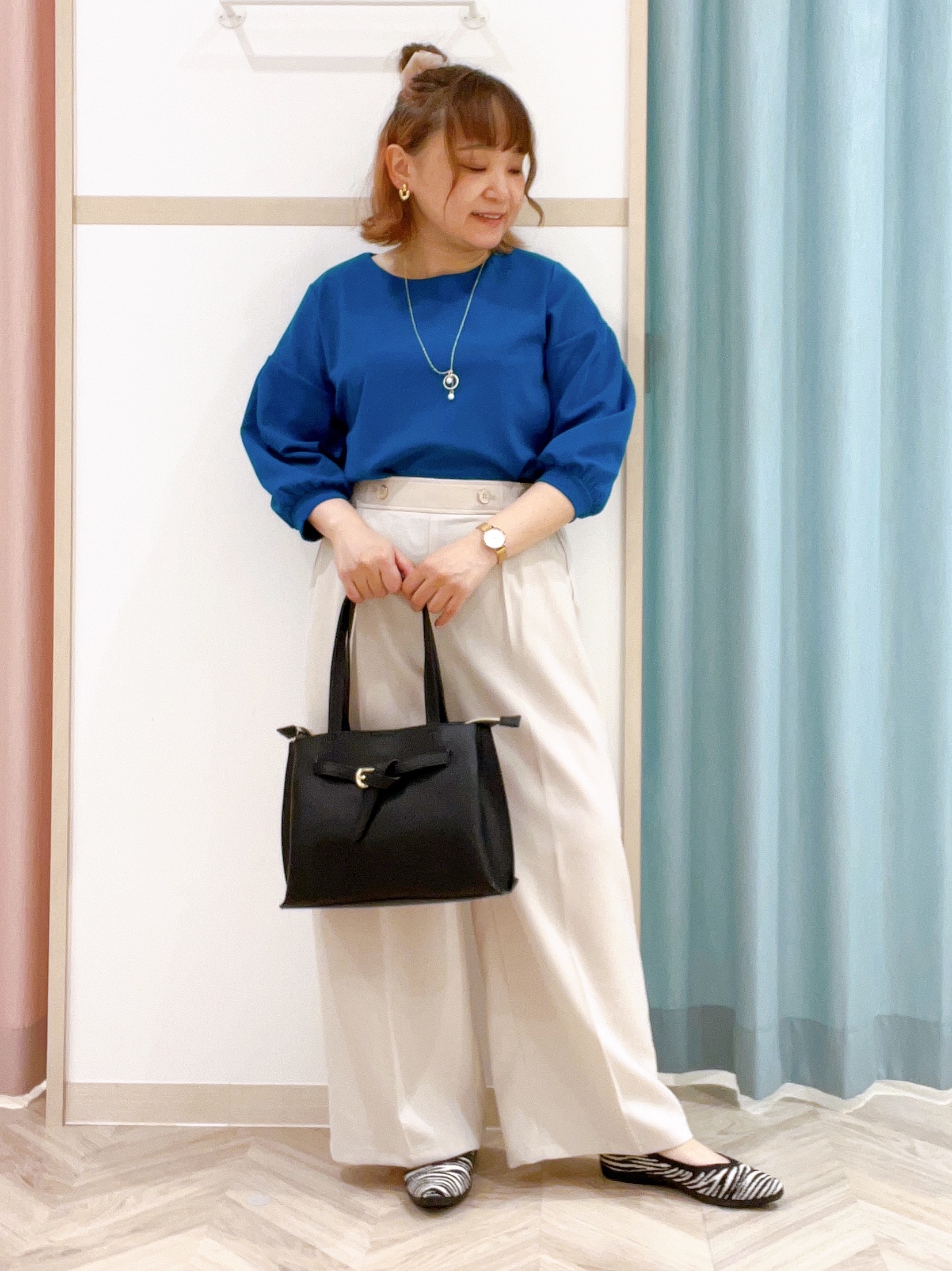 kitaさんの「SHOO･LA･RUE｜【着丈選べる/2点セット/S-LL/洗濯機可】ネックレス付き 着心地さらり7分袖ブラウス」を使ったコーディネート