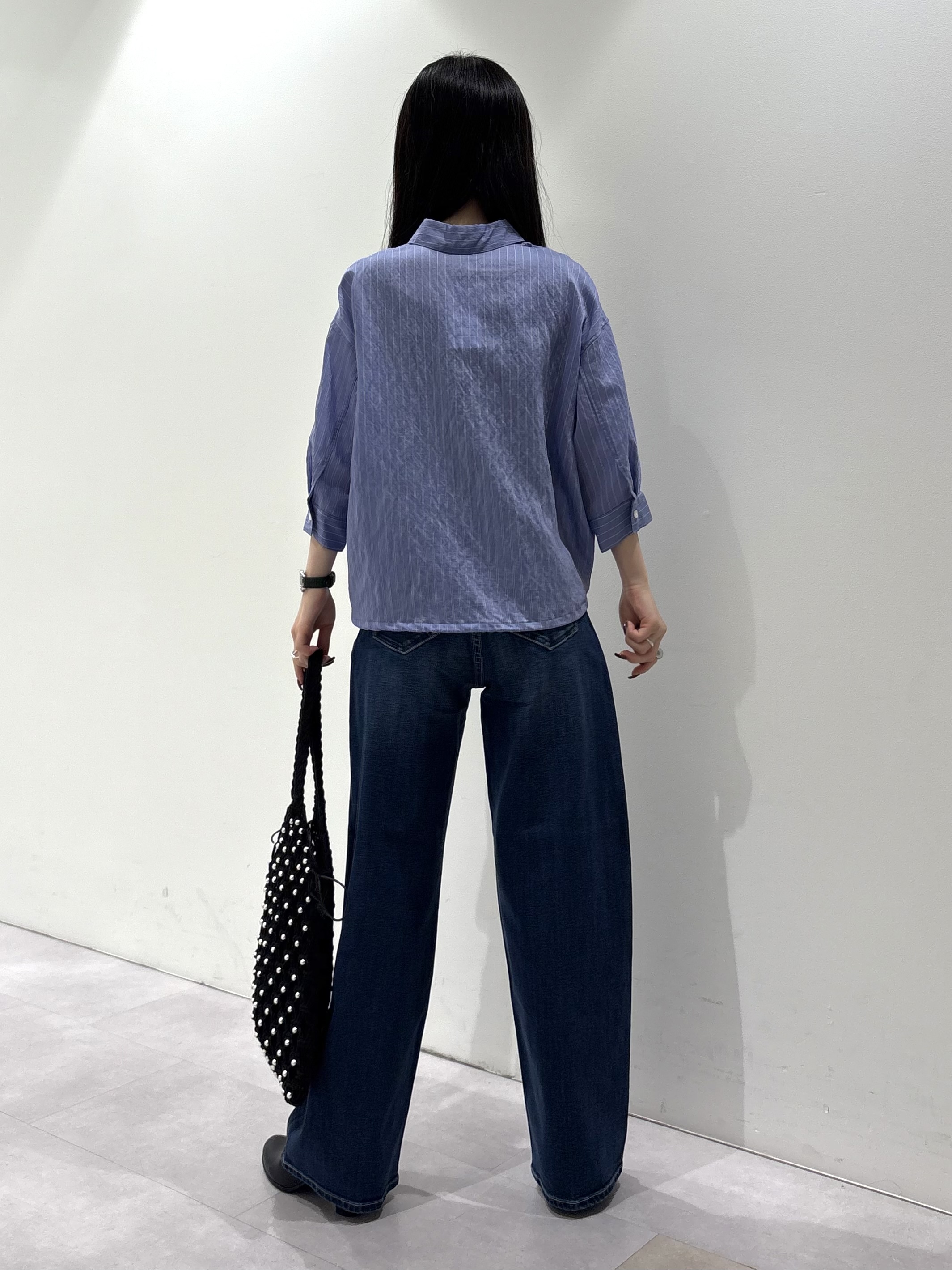 KEIKOさんの「INDIVI｜【シアー／7分袖】体型カバーゆったりシャツ」を使ったコーディネート