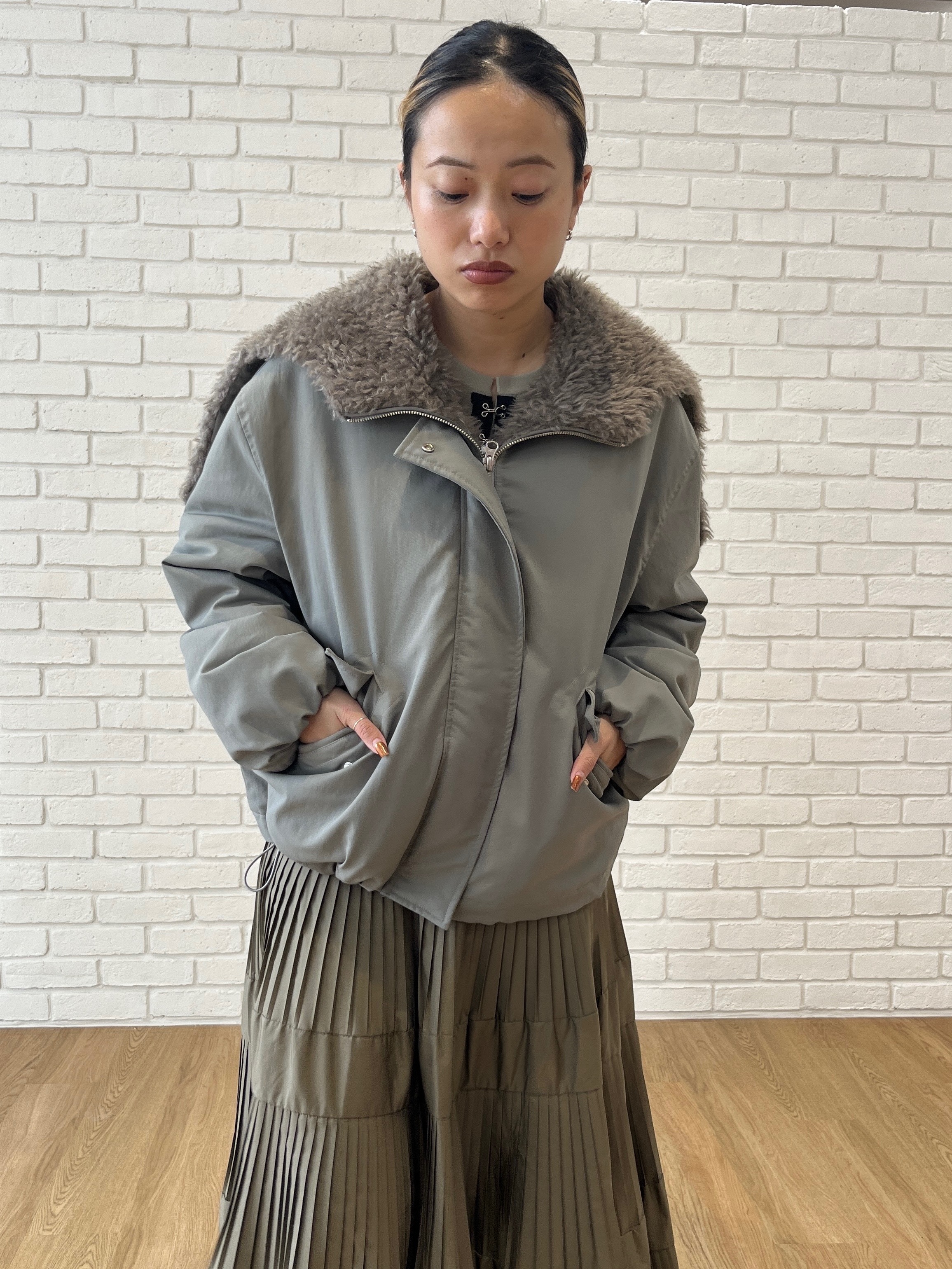 Harukaさんの「INDIVI｜ティアードプリーツスカート」を使ったコーディネート