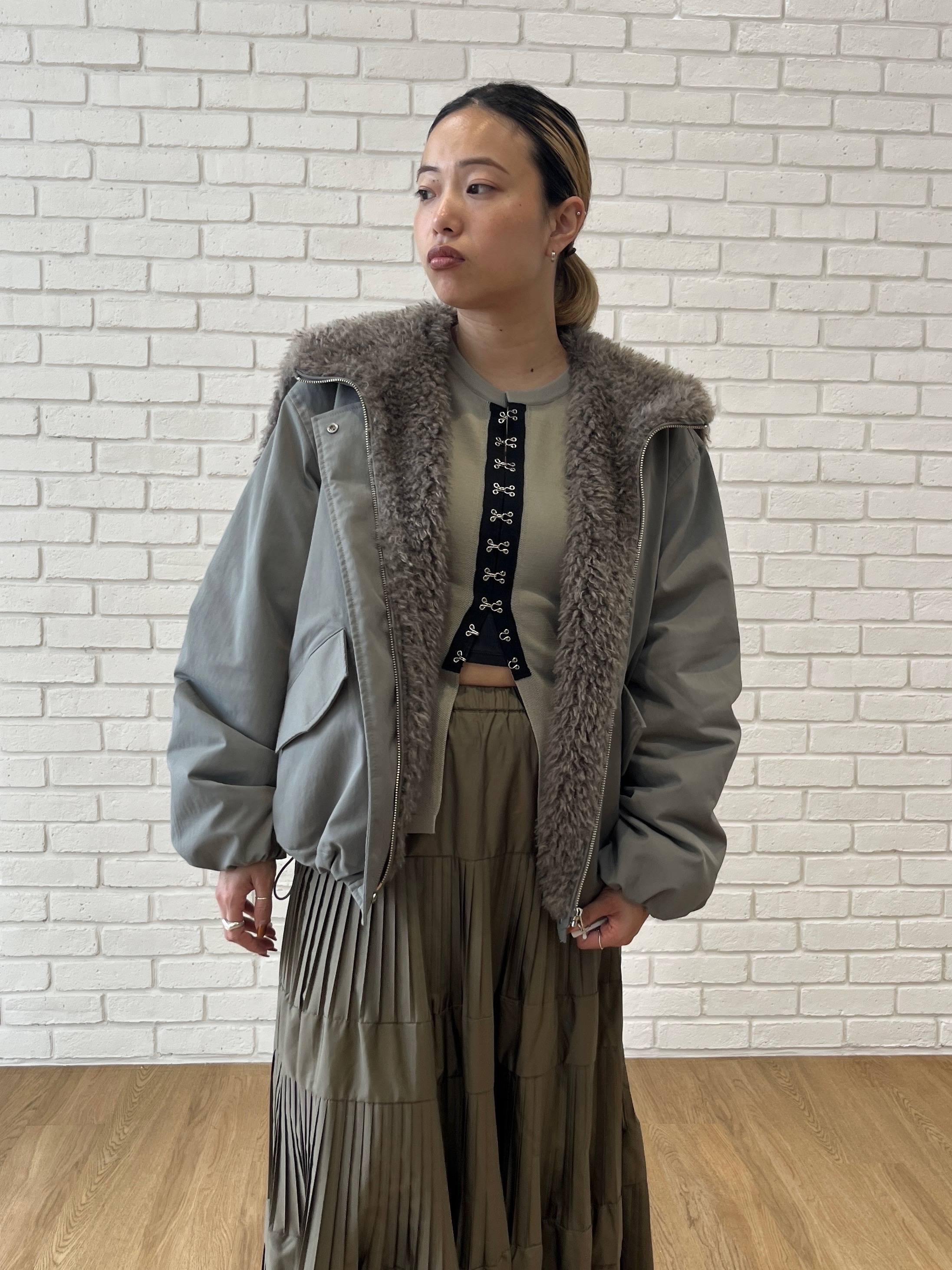 Harukaさんの「INDIVI｜ティアードプリーツスカート」を使ったコーディネート
