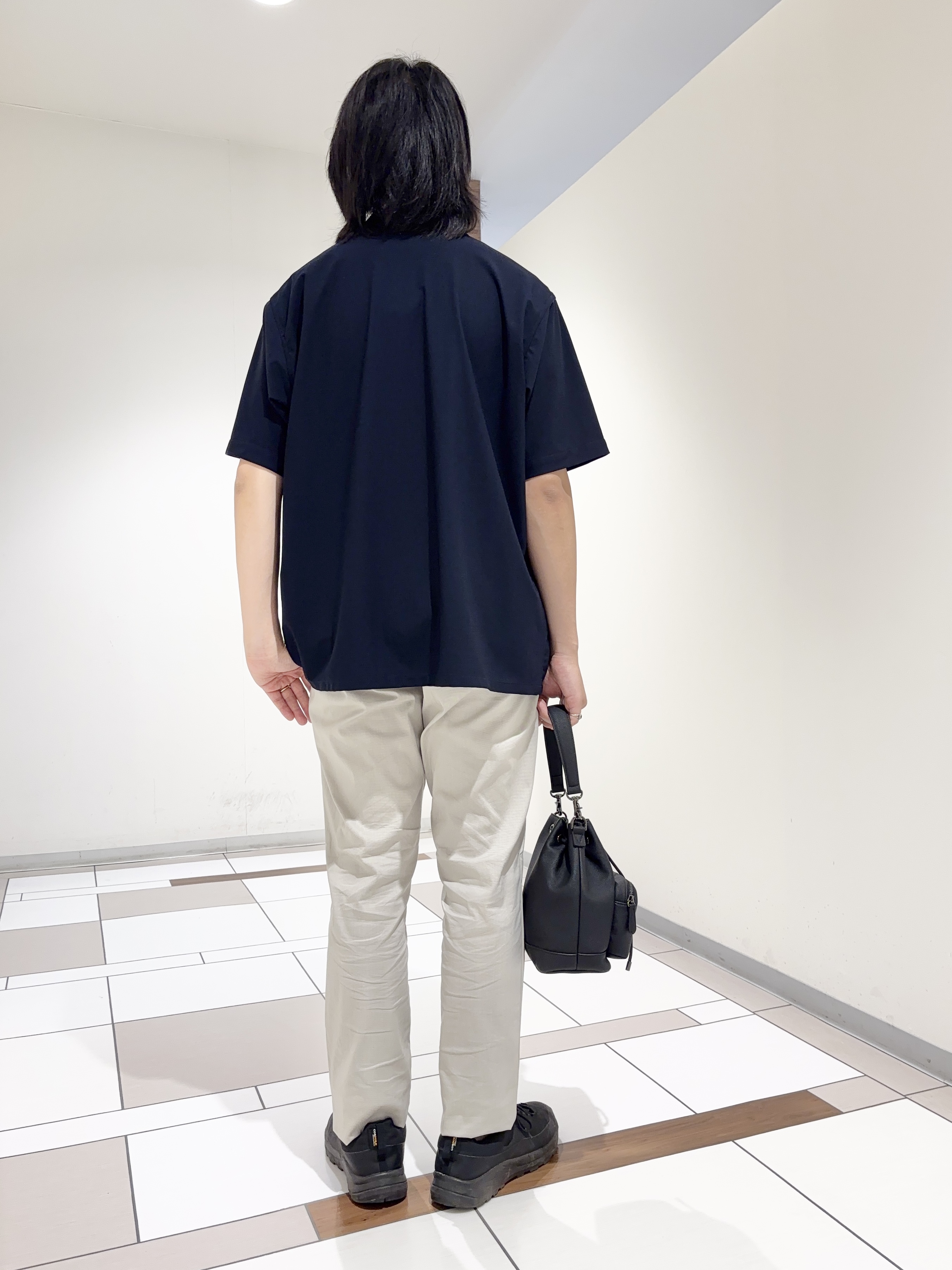 及川さんの「TAKEO KIKUCHI｜【通気性】AIRTOOL LIGHT オープンカラー半袖シャツ」を使ったコーディネート