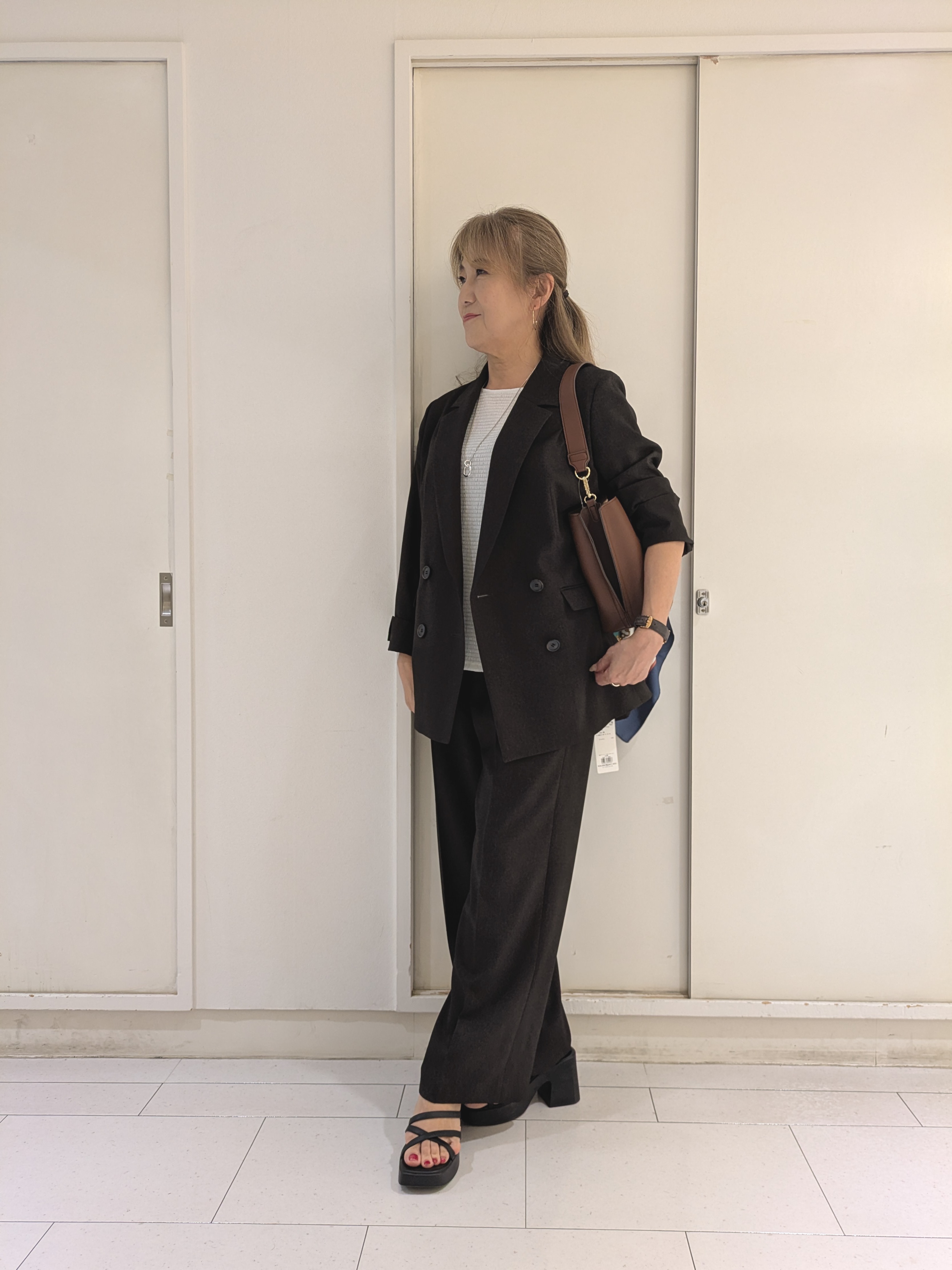 かずえ さんの「Reflect｜【腰まわりカバー／手洗い可】ペプラムプルオーバー」を使ったコーディネート