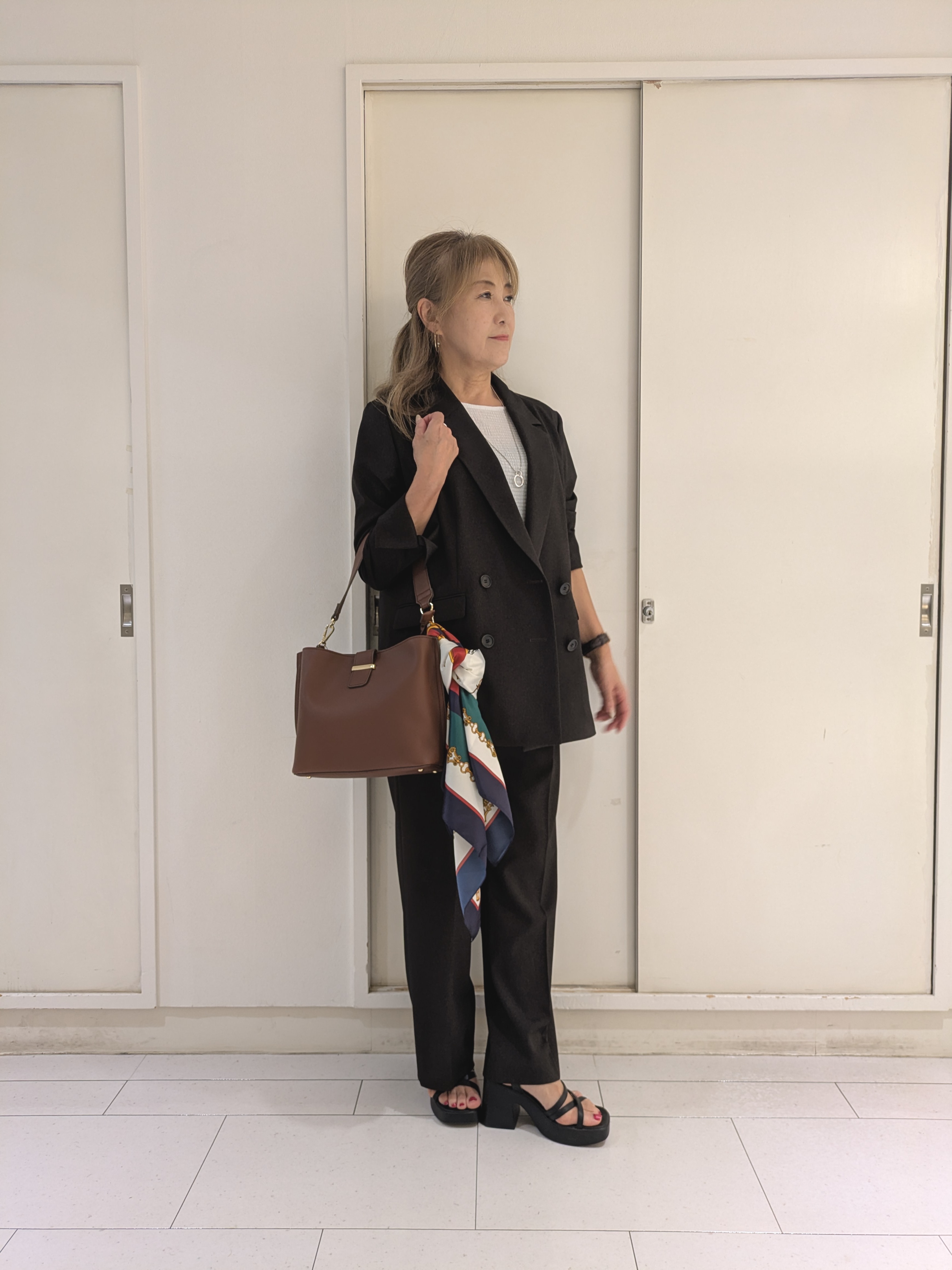かずえ さんの「Reflect｜【腰まわりカバー／手洗い可】ペプラムプルオーバー」を使ったコーディネート