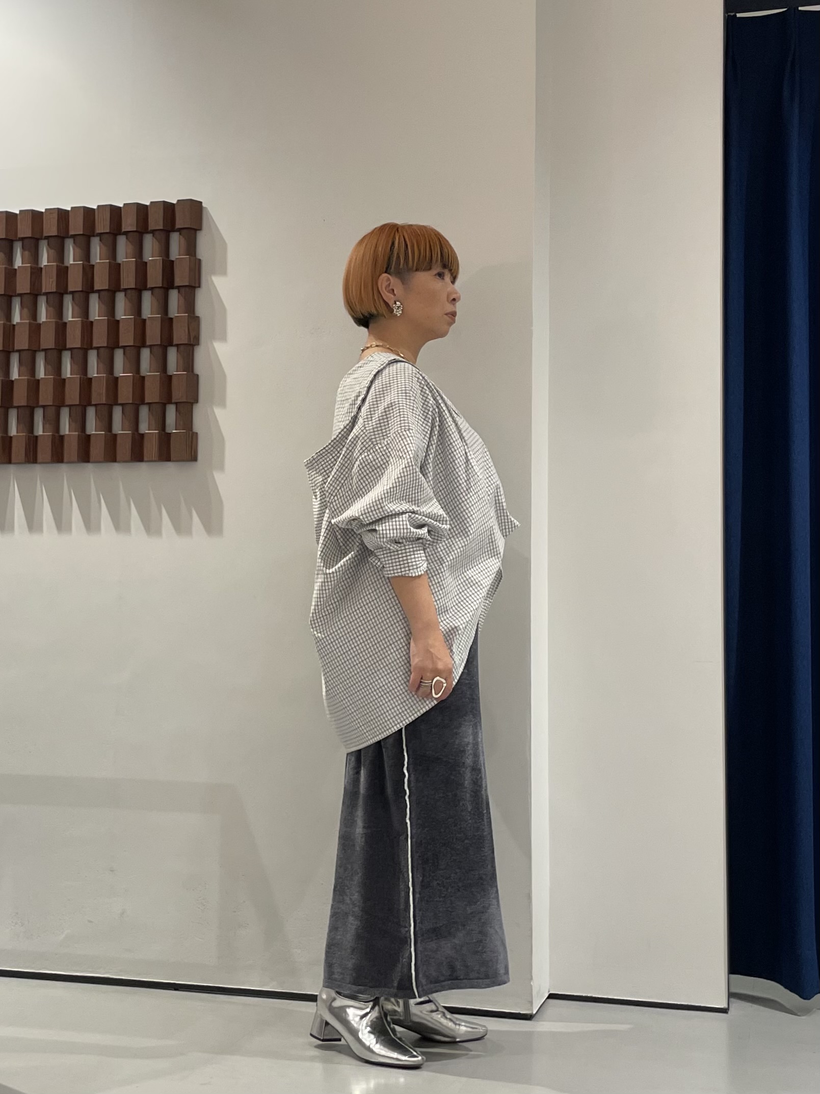 KOUさんの「INDIVI｜チェックフーディオーバーシャツ」を使ったコーディネート