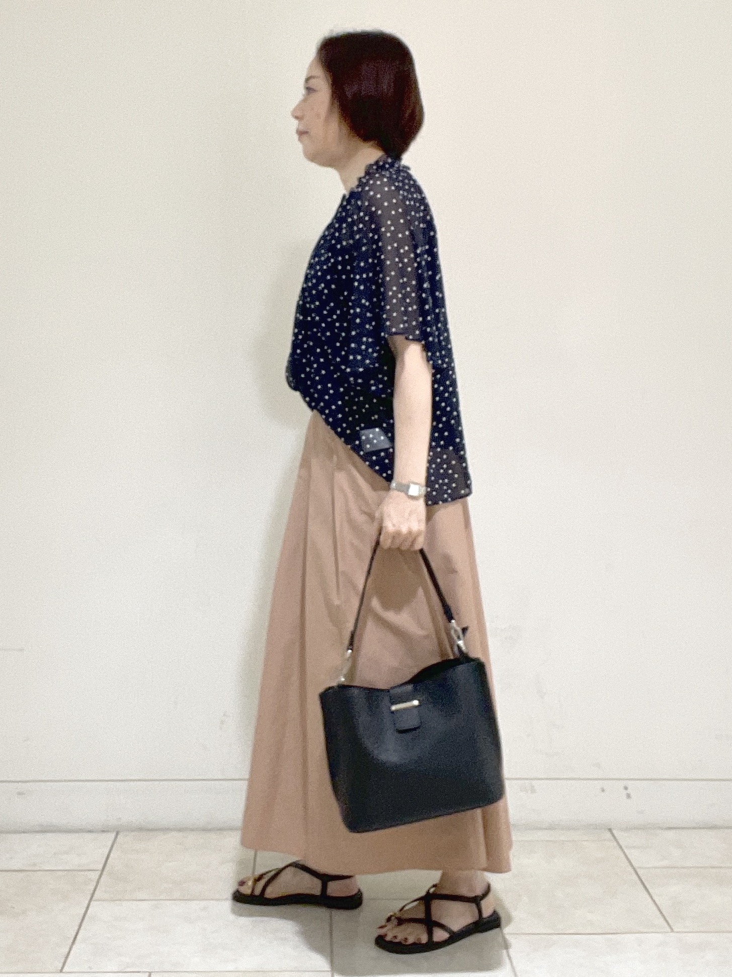 フミさんの「Reflect｜【セットアップ／手洗い可】ドット柄シアーブラウス」を使ったコーディネート